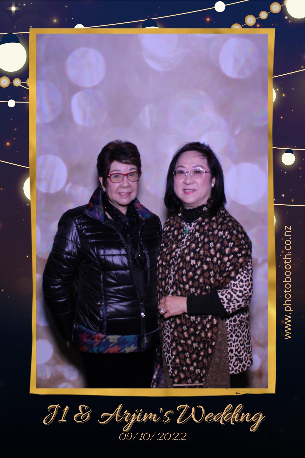 Jimmy & Janet's Wedding | View more photos from the event at gallery.photobooth.co.nz/u/SelfieCentral/Jimmy-Janets-Wedding
