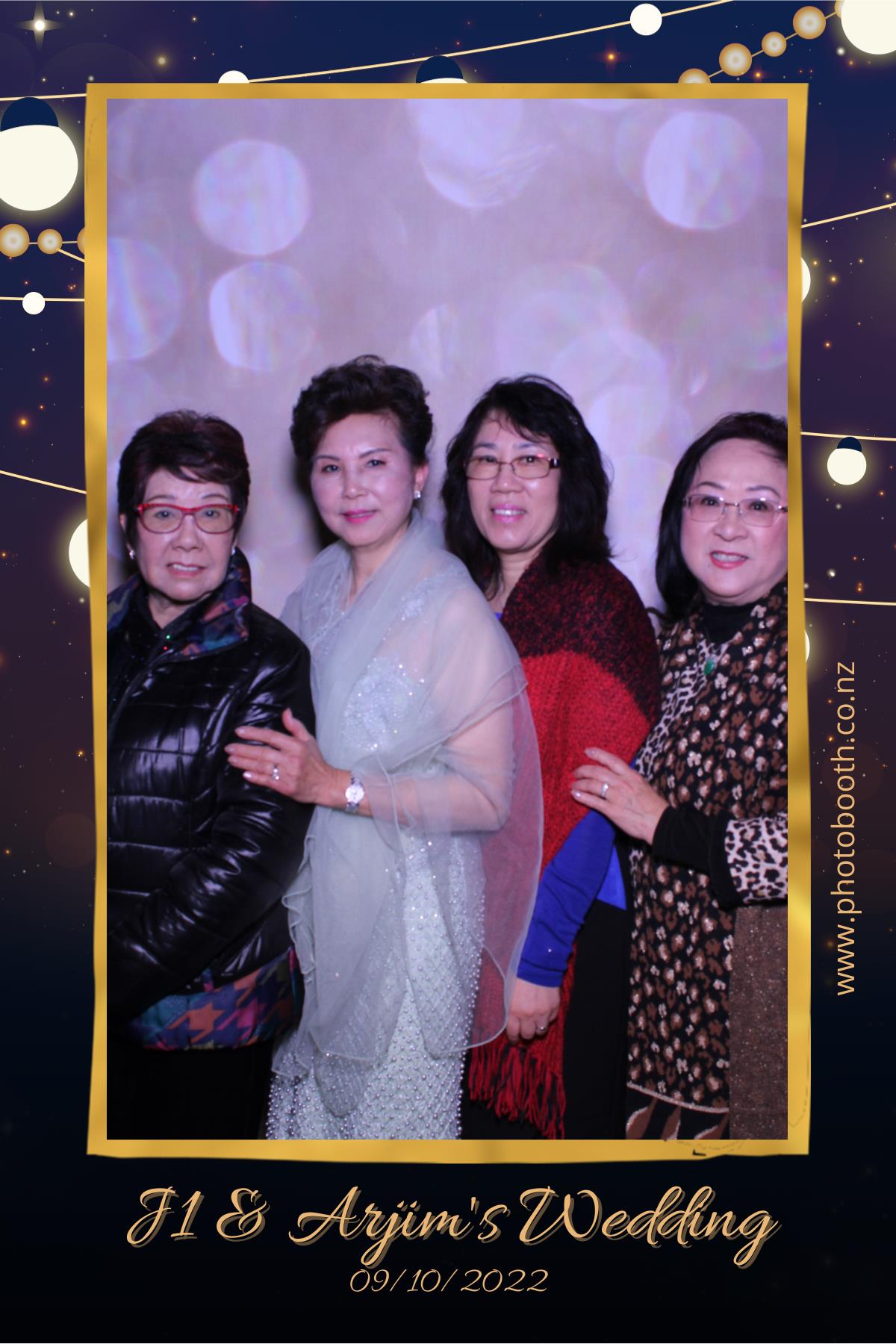 Jimmy & Janet's Wedding | View more photos from the event at gallery.photobooth.co.nz/u/SelfieCentral/Jimmy-Janets-Wedding