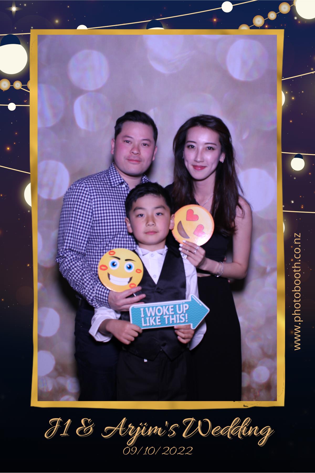Jimmy & Janet's Wedding | View more photos from the event at gallery.photobooth.co.nz/u/SelfieCentral/Jimmy-Janets-Wedding