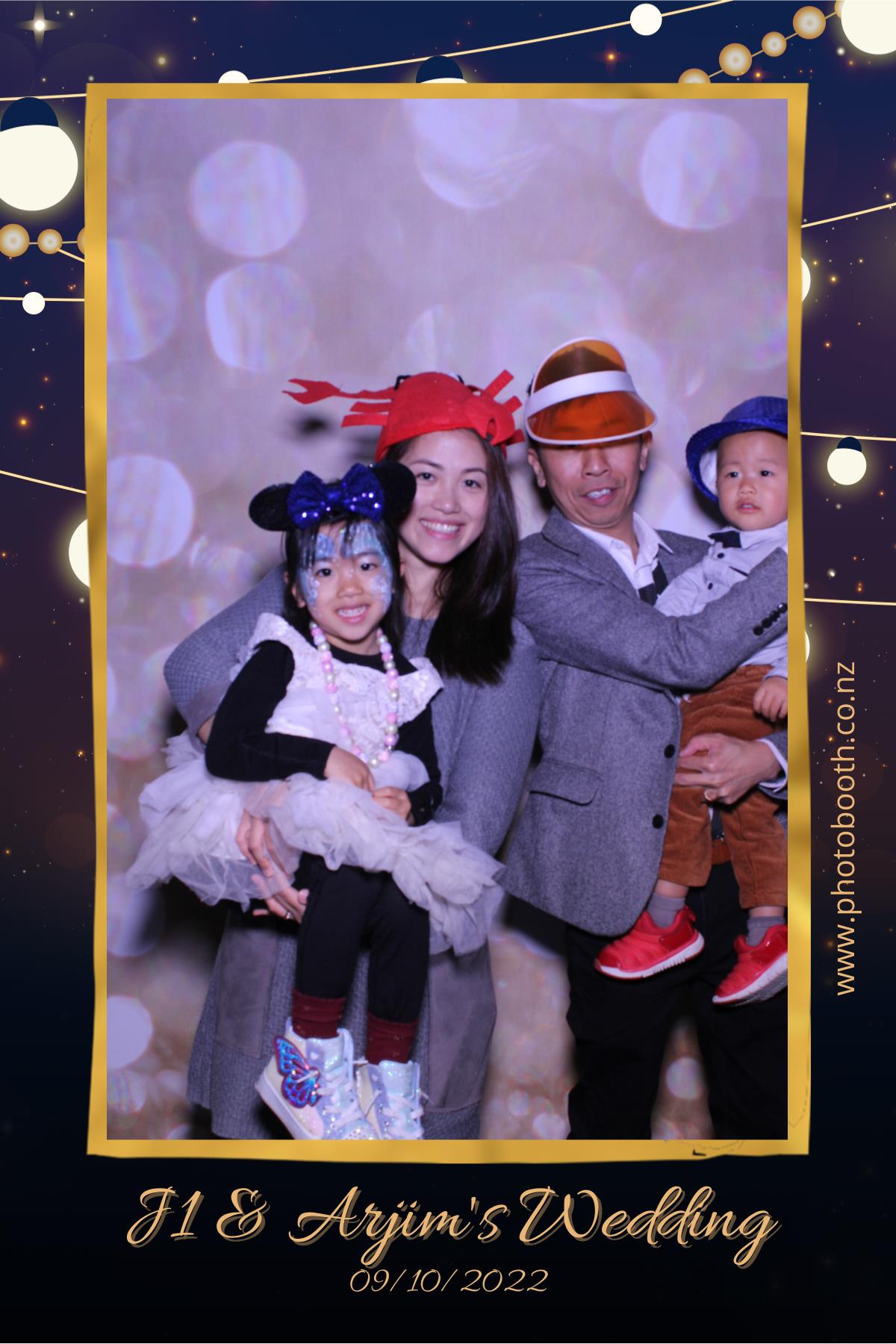 Jimmy & Janet's Wedding | View more photos from the event at gallery.photobooth.co.nz/u/SelfieCentral/Jimmy-Janets-Wedding