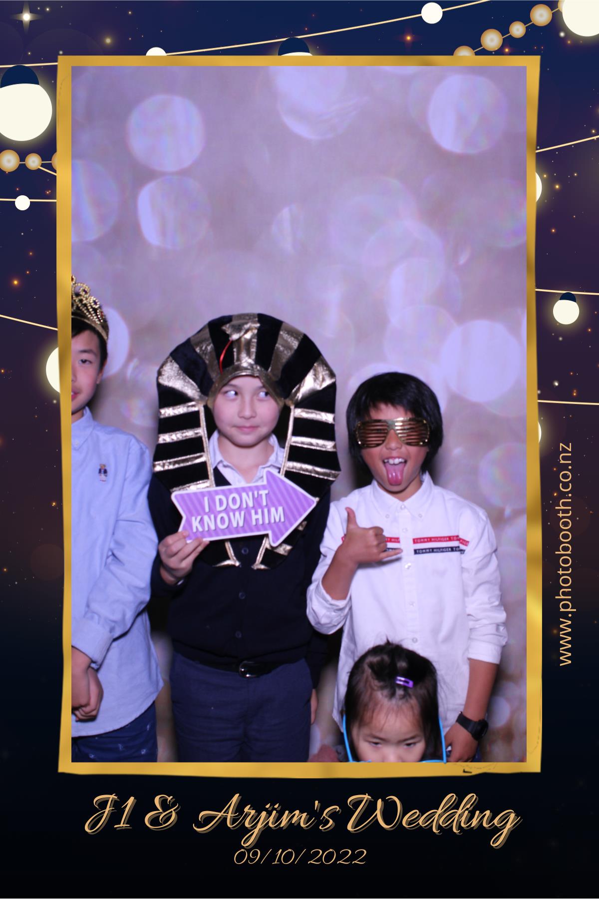 Jimmy & Janet's Wedding | View more photos from the event at gallery.photobooth.co.nz/u/SelfieCentral/Jimmy-Janets-Wedding