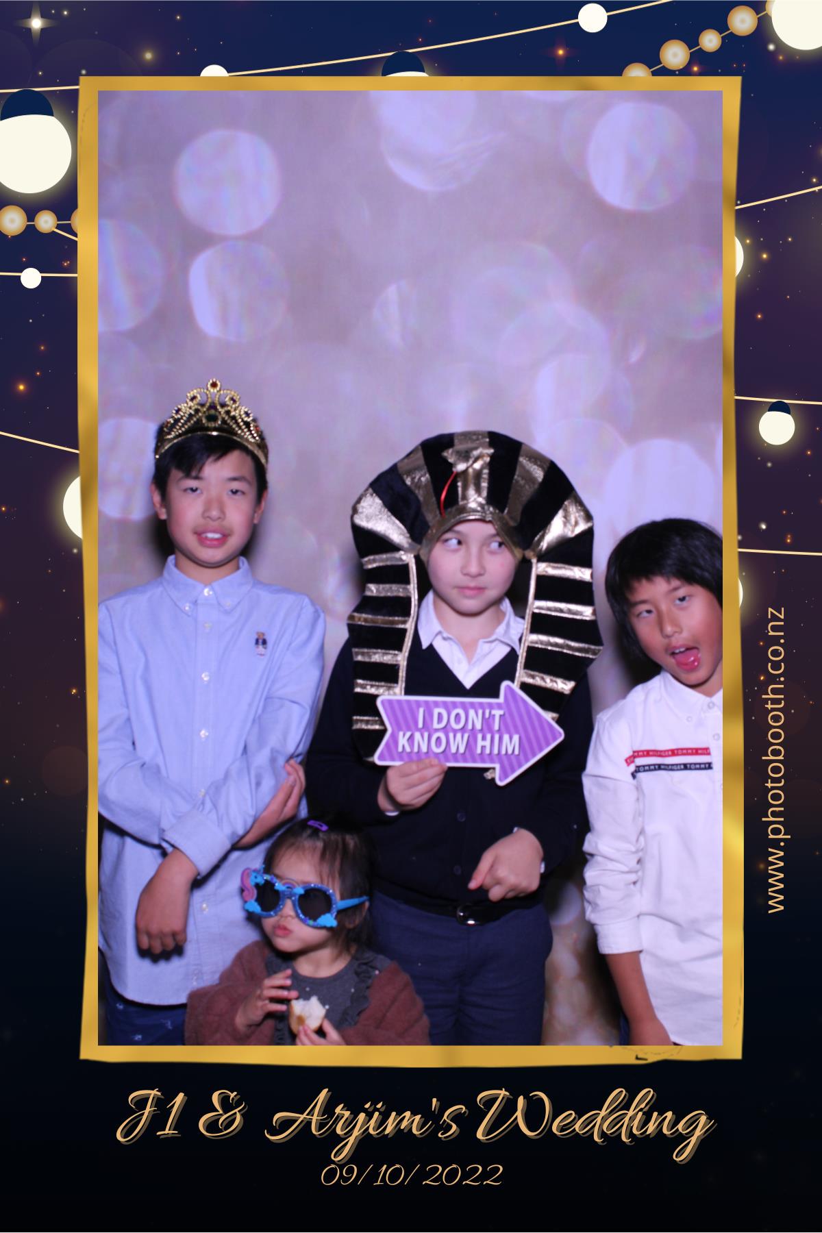 Jimmy & Janet's Wedding | View more photos from the event at gallery.photobooth.co.nz/u/SelfieCentral/Jimmy-Janets-Wedding