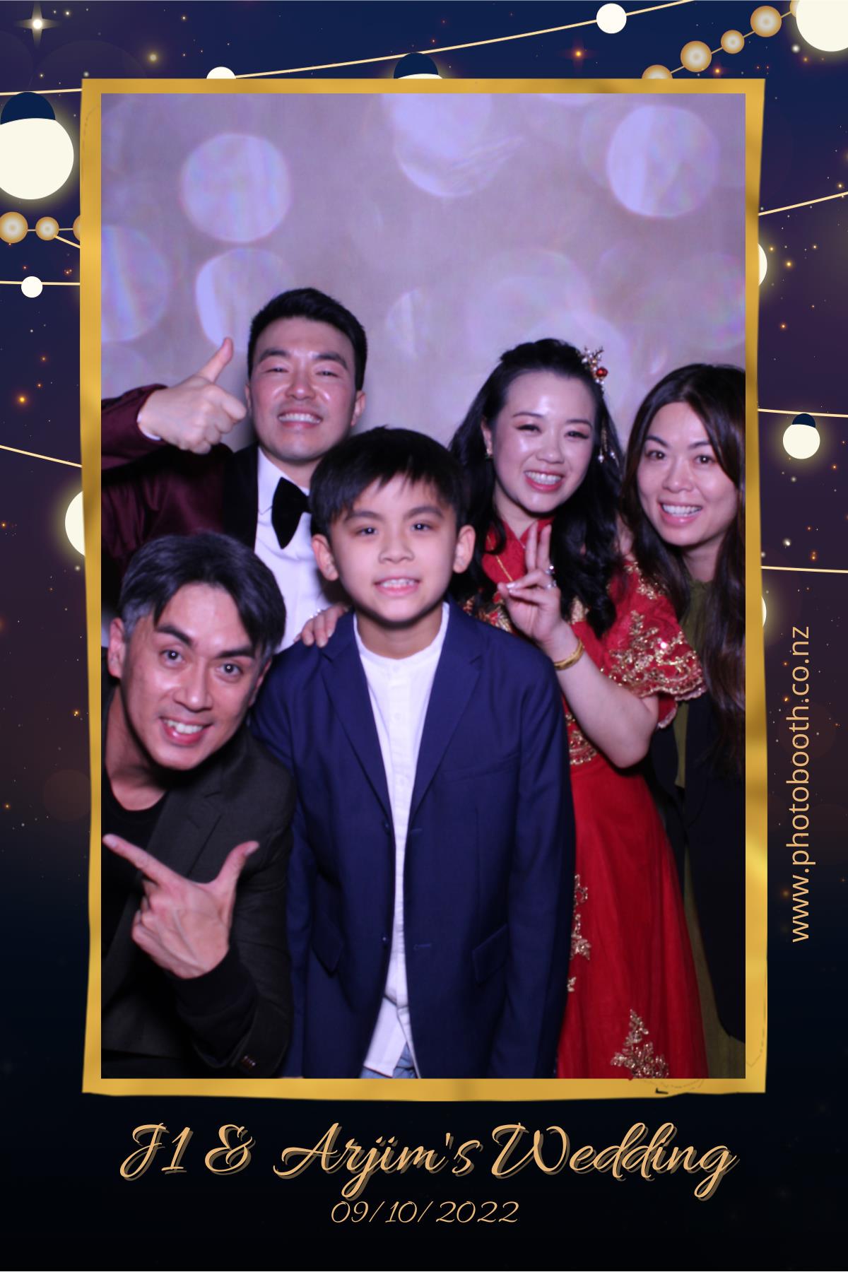 Jimmy & Janet's Wedding | View more photos from the event at gallery.photobooth.co.nz/u/SelfieCentral/Jimmy-Janets-Wedding