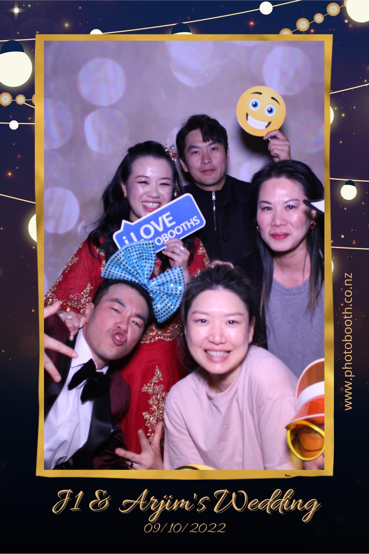 Jimmy & Janet's Wedding | View more photos from the event at gallery.photobooth.co.nz/u/SelfieCentral/Jimmy-Janets-Wedding