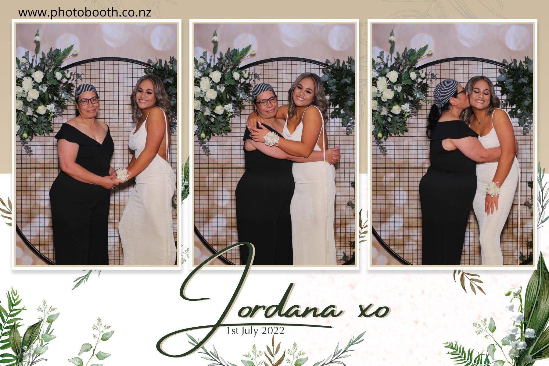Jordana's Ball Weekend | View more photos from the event at gallery.photobooth.co.nz/u/SelfieCentral/Jordanas-Ball-Weekend