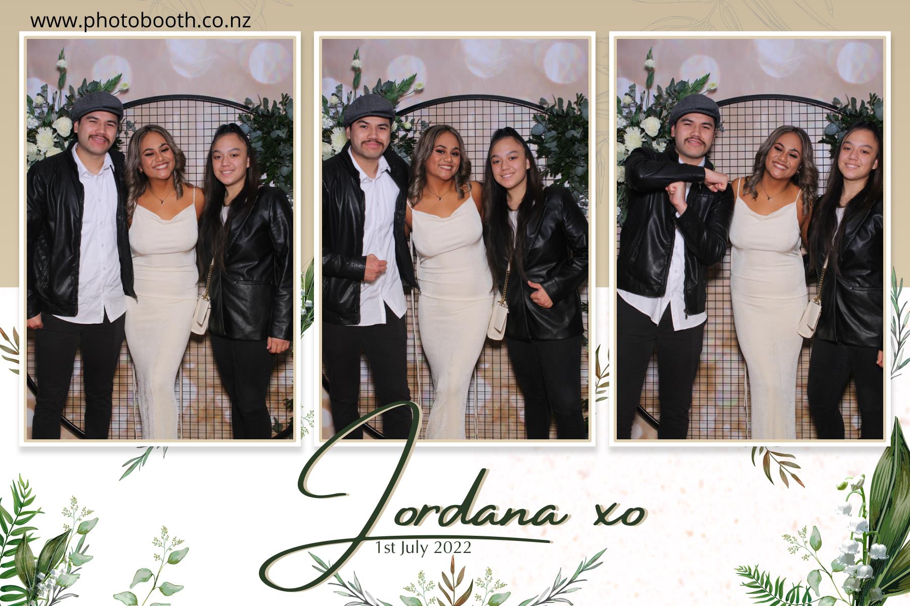 Jordana's Ball Weekend | View more photos from the event at gallery.photobooth.co.nz/u/SelfieCentral/Jordanas-Ball-Weekend