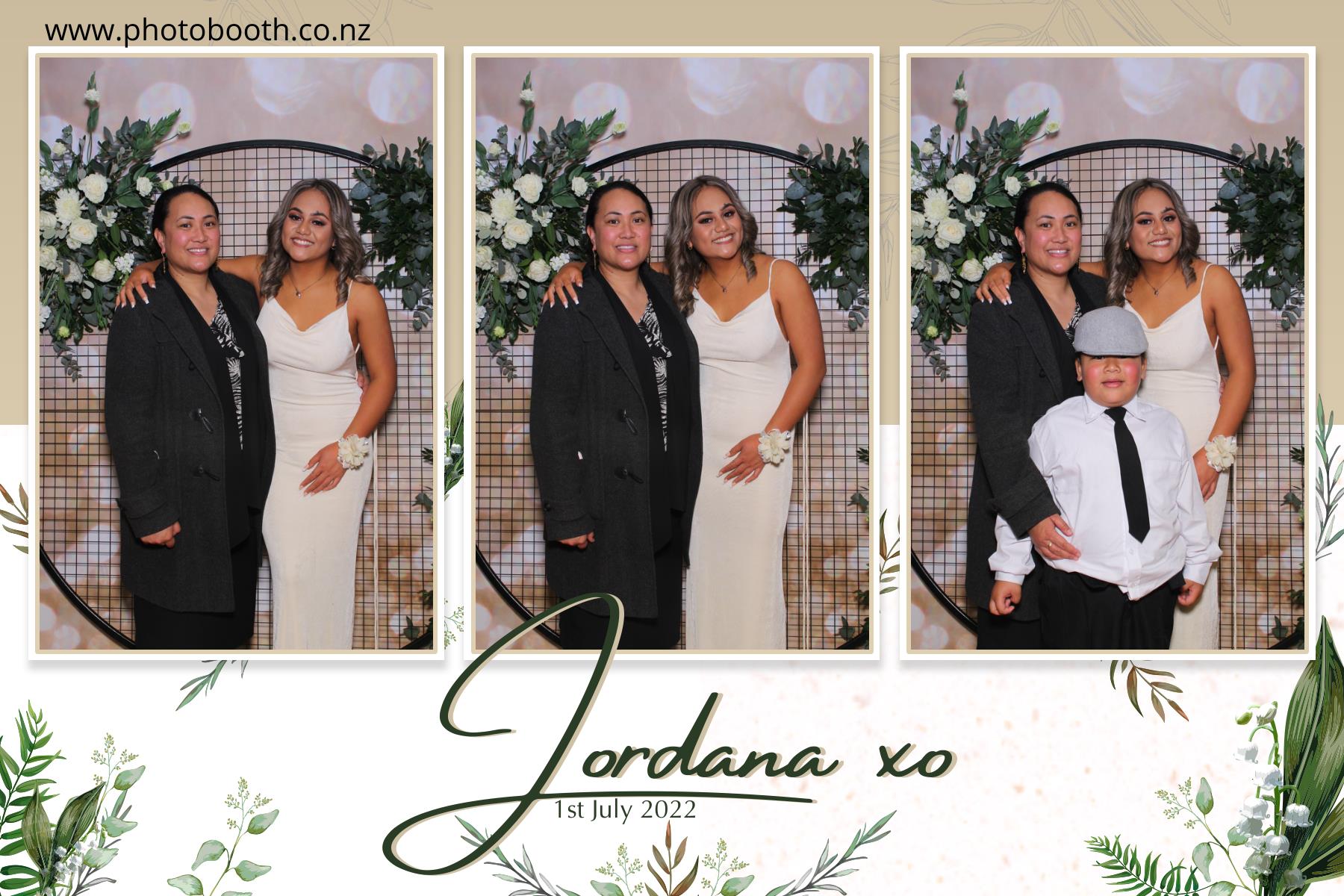 Jordana's Ball Weekend | View more photos from the event at gallery.photobooth.co.nz/u/SelfieCentral/Jordanas-Ball-Weekend