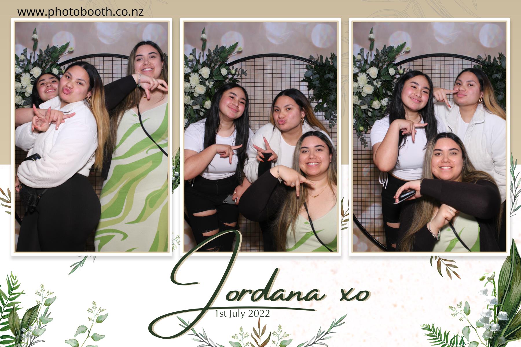 Jordana's Ball Weekend | View more photos from the event at gallery.photobooth.co.nz/u/SelfieCentral/Jordanas-Ball-Weekend