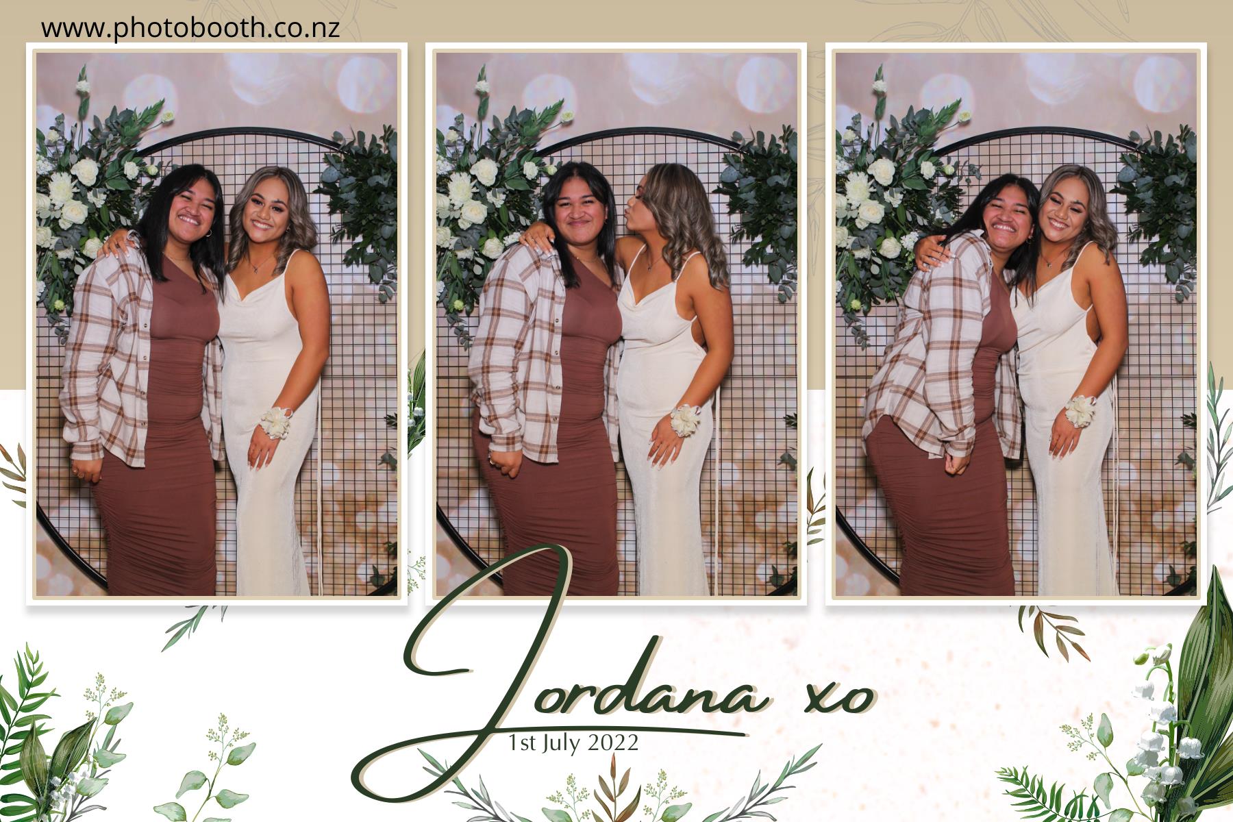 Jordana's Ball Weekend | View more photos from the event at gallery.photobooth.co.nz/u/SelfieCentral/Jordanas-Ball-Weekend