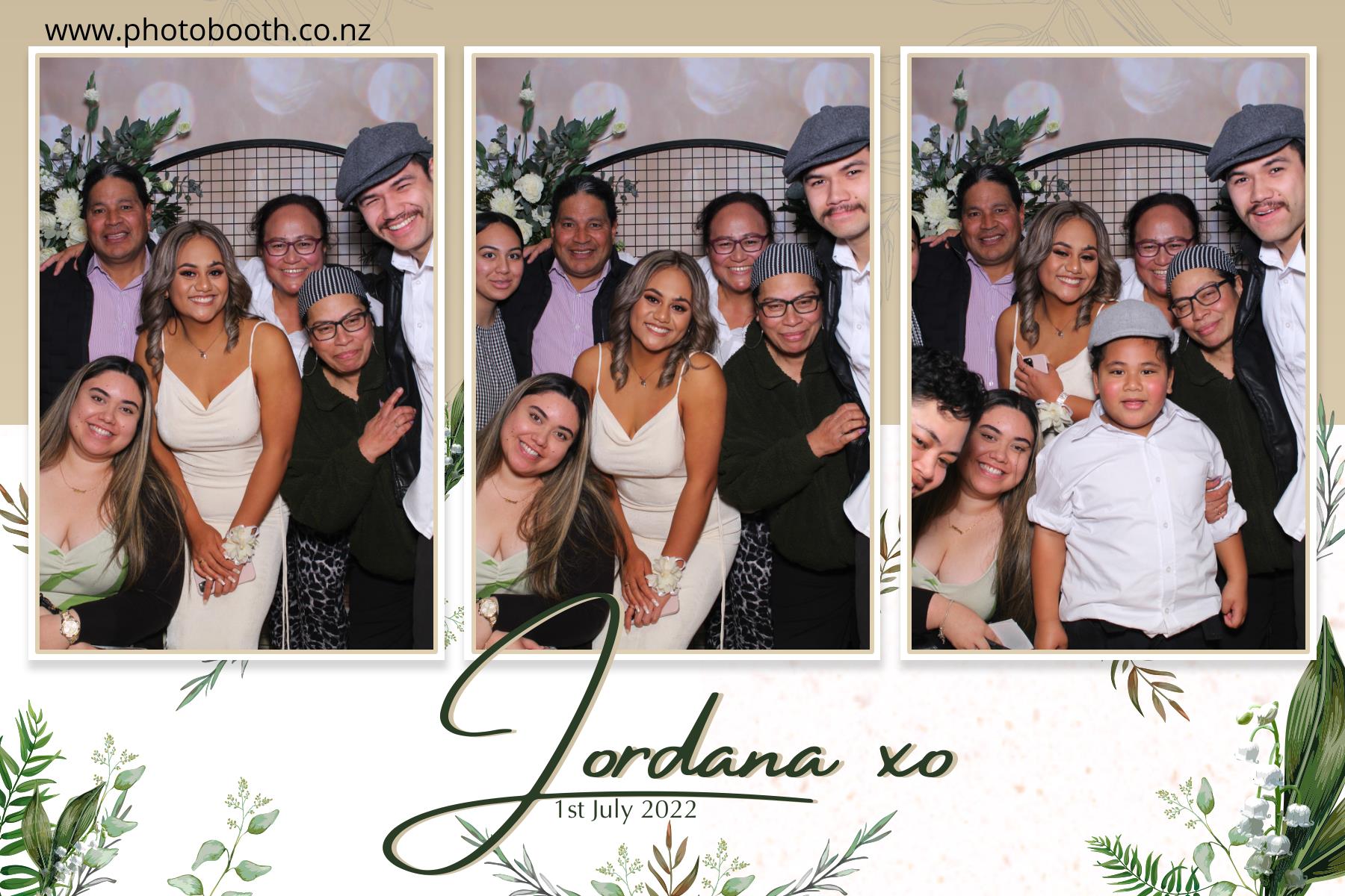 Jordana's Ball Weekend | View more photos from the event at gallery.photobooth.co.nz/u/SelfieCentral/Jordanas-Ball-Weekend