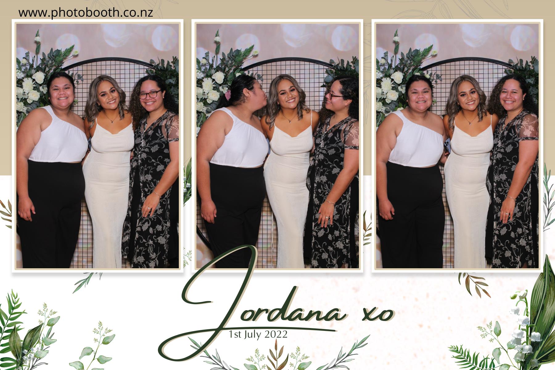 Jordana's Ball Weekend | View more photos from the event at gallery.photobooth.co.nz/u/SelfieCentral/Jordanas-Ball-Weekend