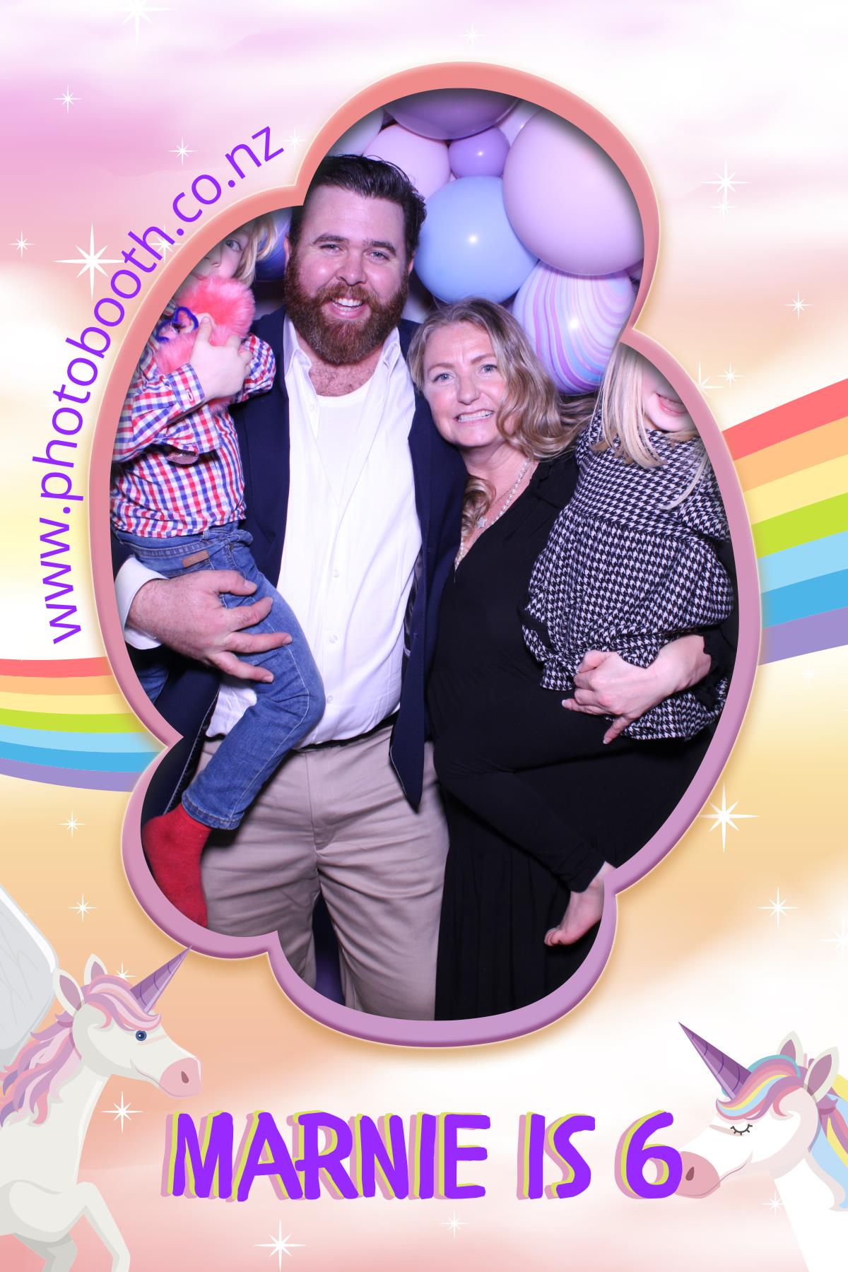 Marnie's 6th Birthday Party | View more photos from the event at gallery.photobooth.co.nz/u/SelfieCentral/Marnies-6th-Birthday-Party