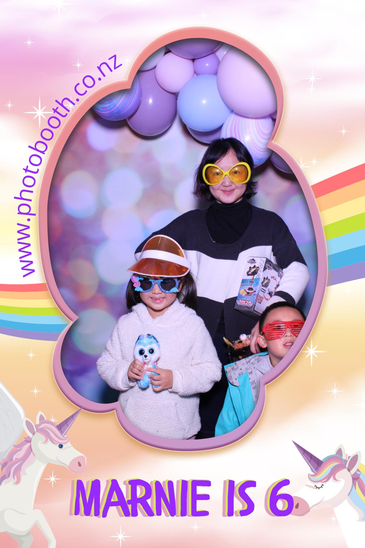 Marnie's 6th Birthday Party | View more photos from the event at gallery.photobooth.co.nz/u/SelfieCentral/Marnies-6th-Birthday-Party