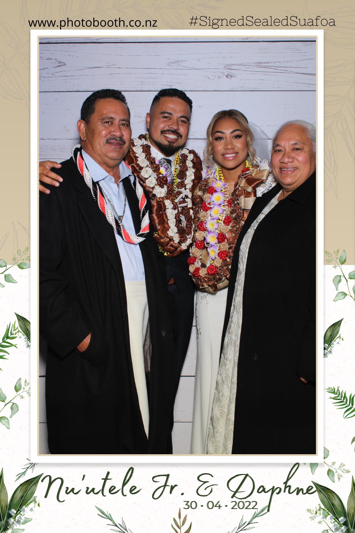 Nuutele Jr & Daphne's Wedding | View more photos from the event at gallery.photobooth.co.nz/u/SelfieCentral/Nuutele-Jr-Daphnes-Wedding
