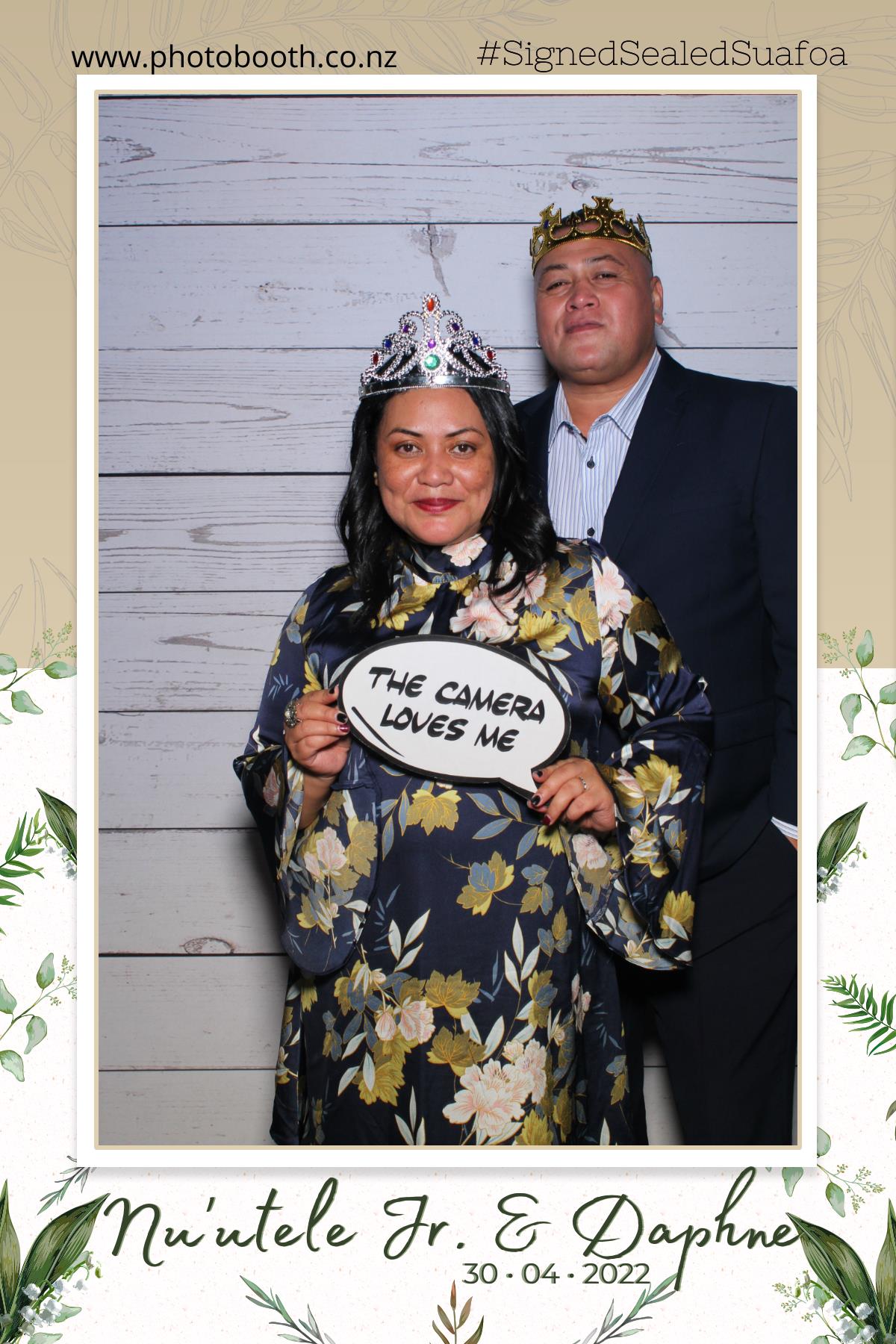Nuutele Jr & Daphne's Wedding | View more photos from the event at gallery.photobooth.co.nz/u/SelfieCentral/Nuutele-Jr-Daphnes-Wedding