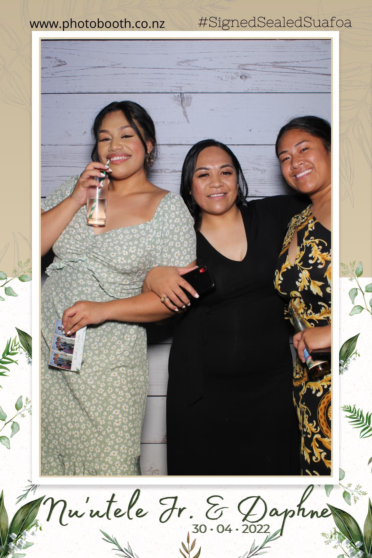 Nuutele Jr & Daphne's Wedding | View more photos from the event at gallery.photobooth.co.nz/u/SelfieCentral/Nuutele-Jr-Daphnes-Wedding