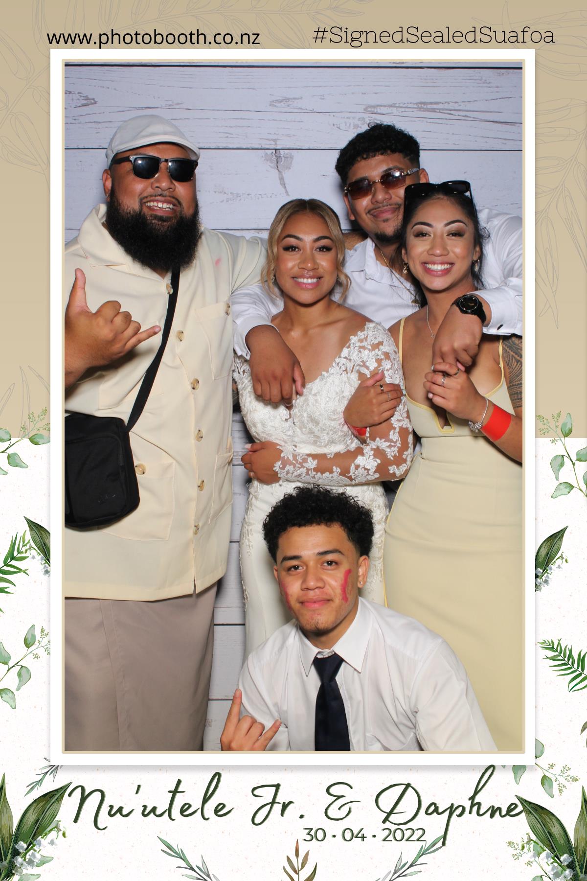 Nuutele Jr & Daphne's Wedding | View more photos from the event at gallery.photobooth.co.nz/u/SelfieCentral/Nuutele-Jr-Daphnes-Wedding