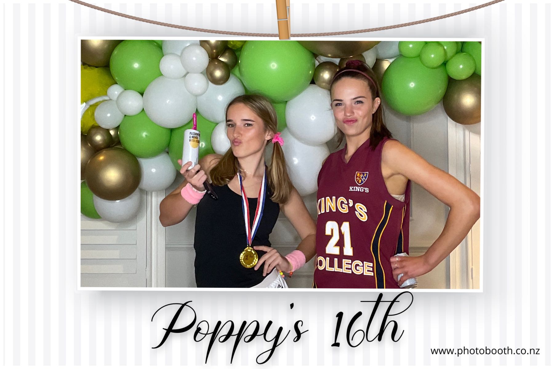 Poppy's 16th | View more photos from the event at gallery.photobooth.co.nz/u/SelfieCentral/Poppys-16th