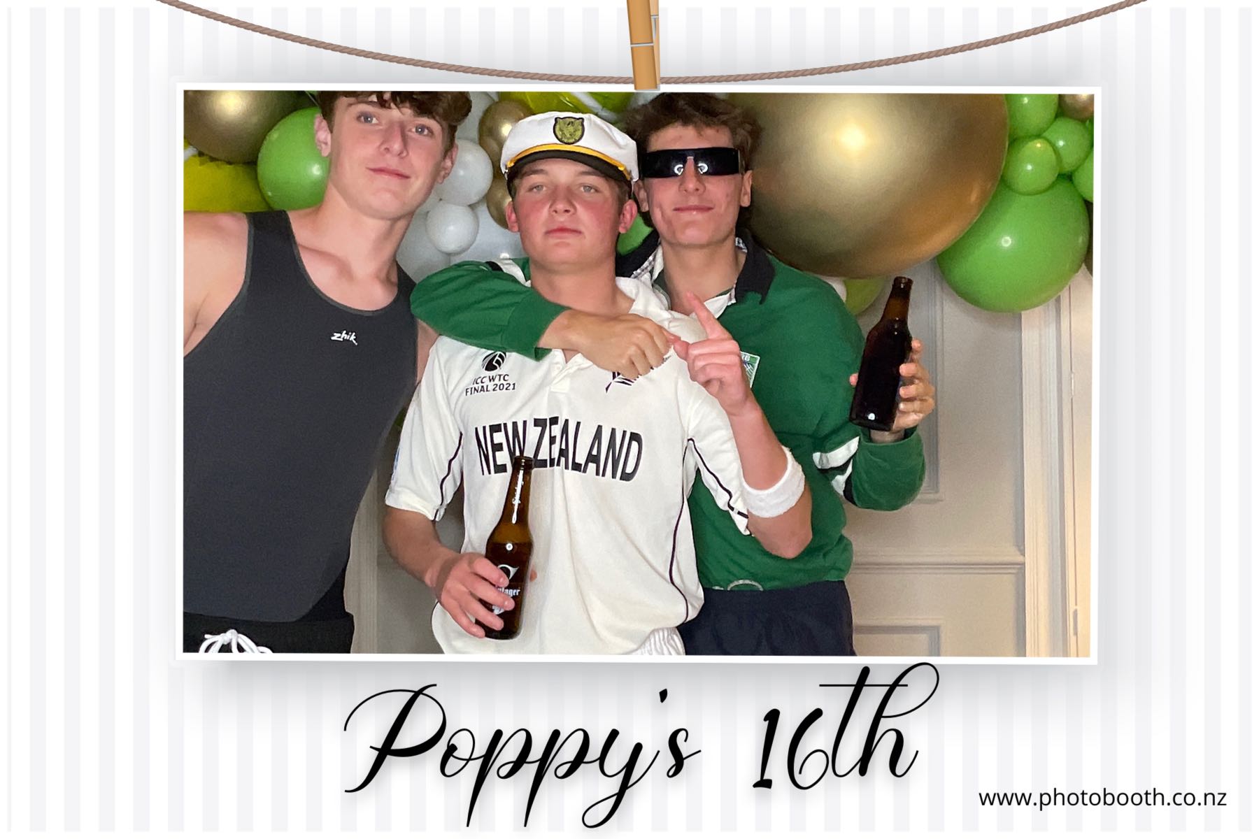 Poppy's 16th | View more photos from the event at gallery.photobooth.co.nz/u/SelfieCentral/Poppys-16th