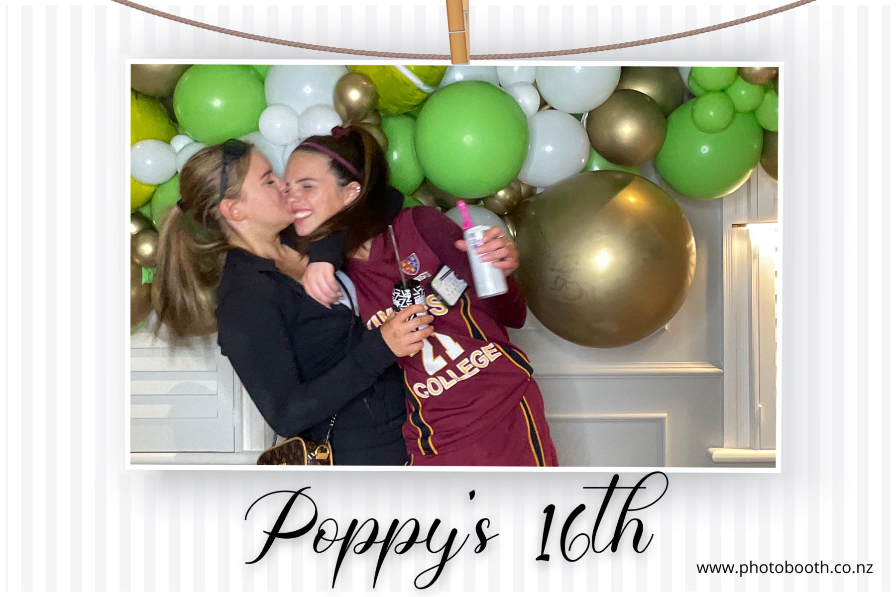 Poppy's 16th | View more photos from the event at gallery.photobooth.co.nz/u/SelfieCentral/Poppys-16th