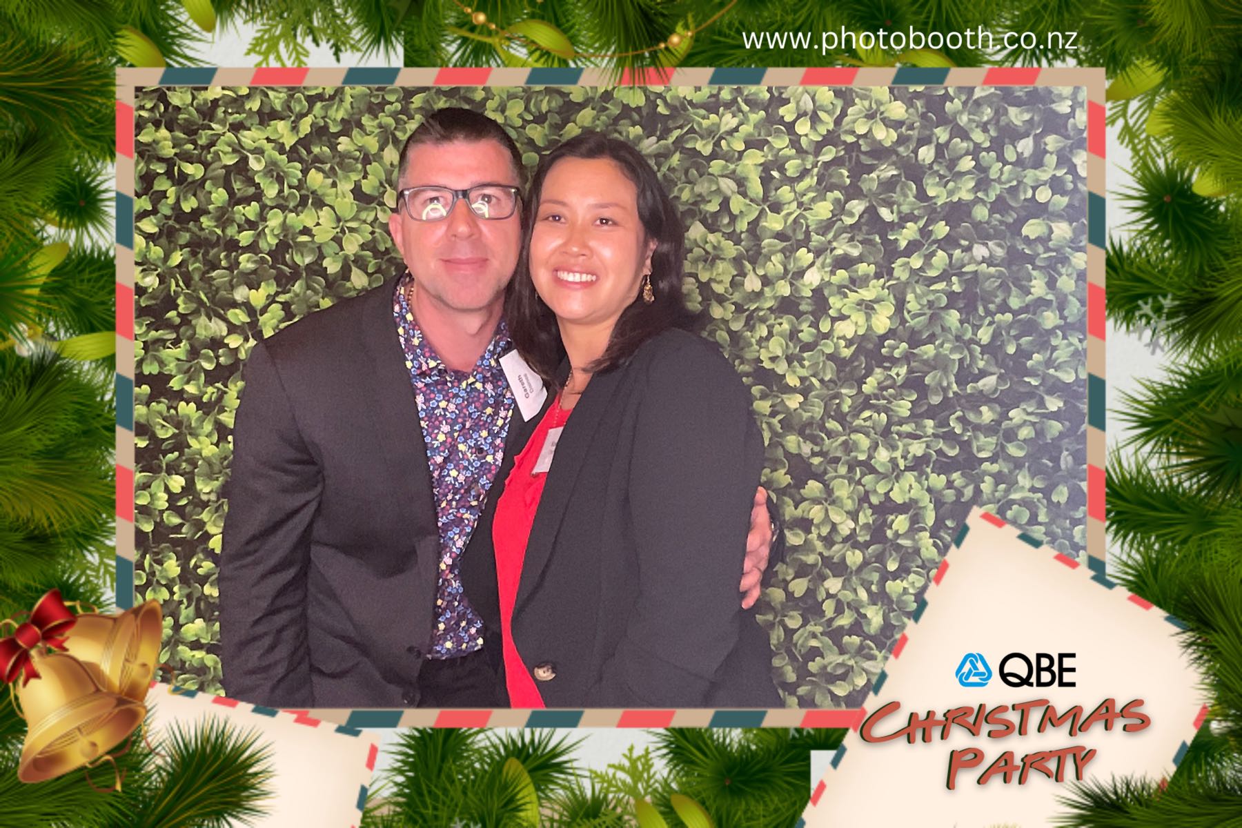 QBE Staff Christmas Party | View more photos from the event at gallery.photobooth.co.nz/u/SelfieCentral/QBE-Staff-Christmas-Party