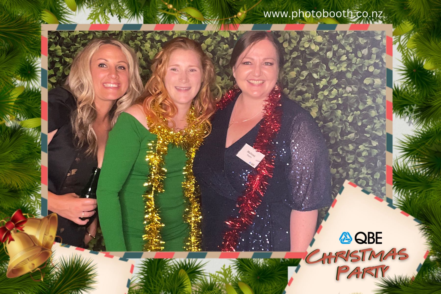 QBE Staff Christmas Party | View more photos from the event at gallery.photobooth.co.nz/u/SelfieCentral/QBE-Staff-Christmas-Party