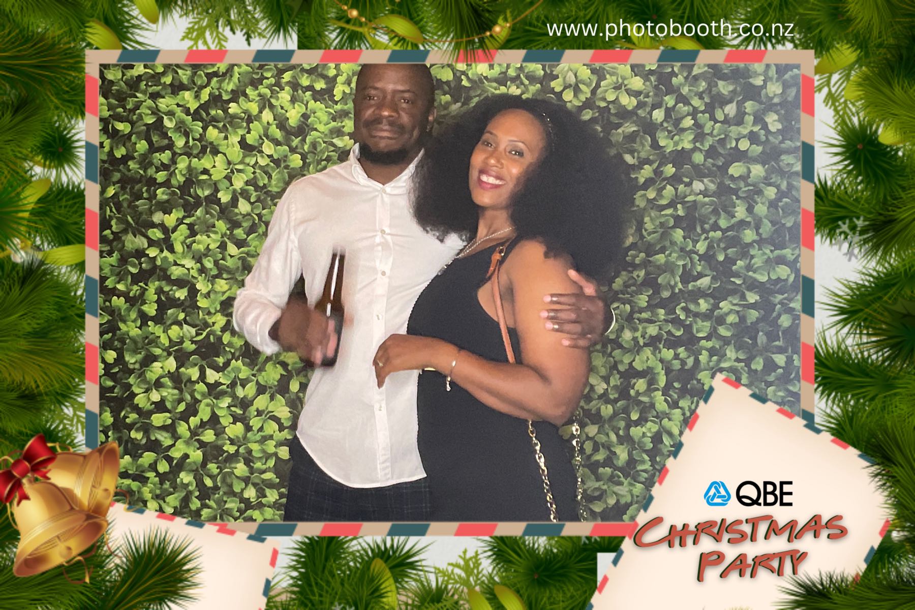 QBE Staff Christmas Party | View more photos from the event at gallery.photobooth.co.nz/u/SelfieCentral/QBE-Staff-Christmas-Party