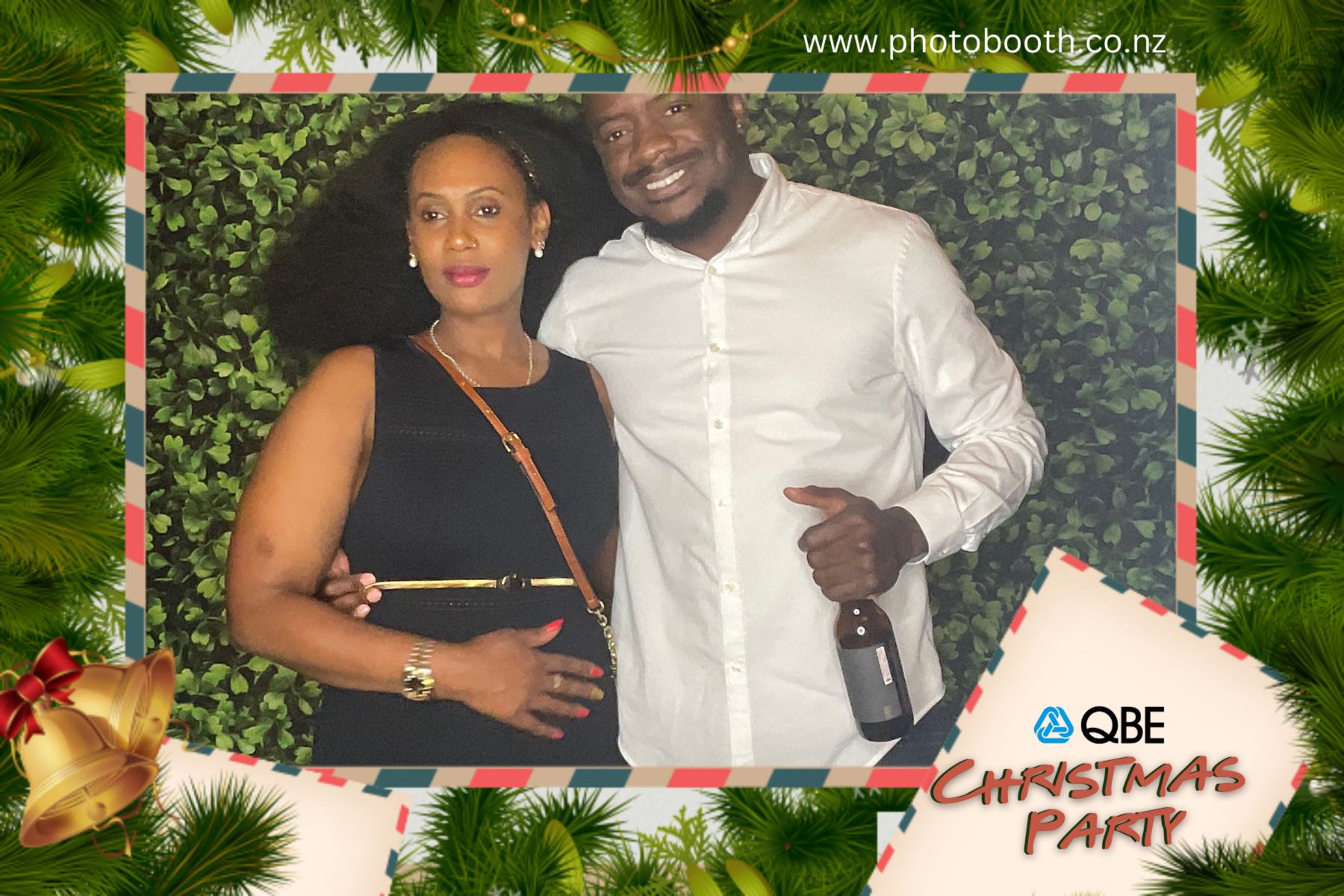 QBE Staff Christmas Party | View more photos from the event at gallery.photobooth.co.nz/u/SelfieCentral/QBE-Staff-Christmas-Party