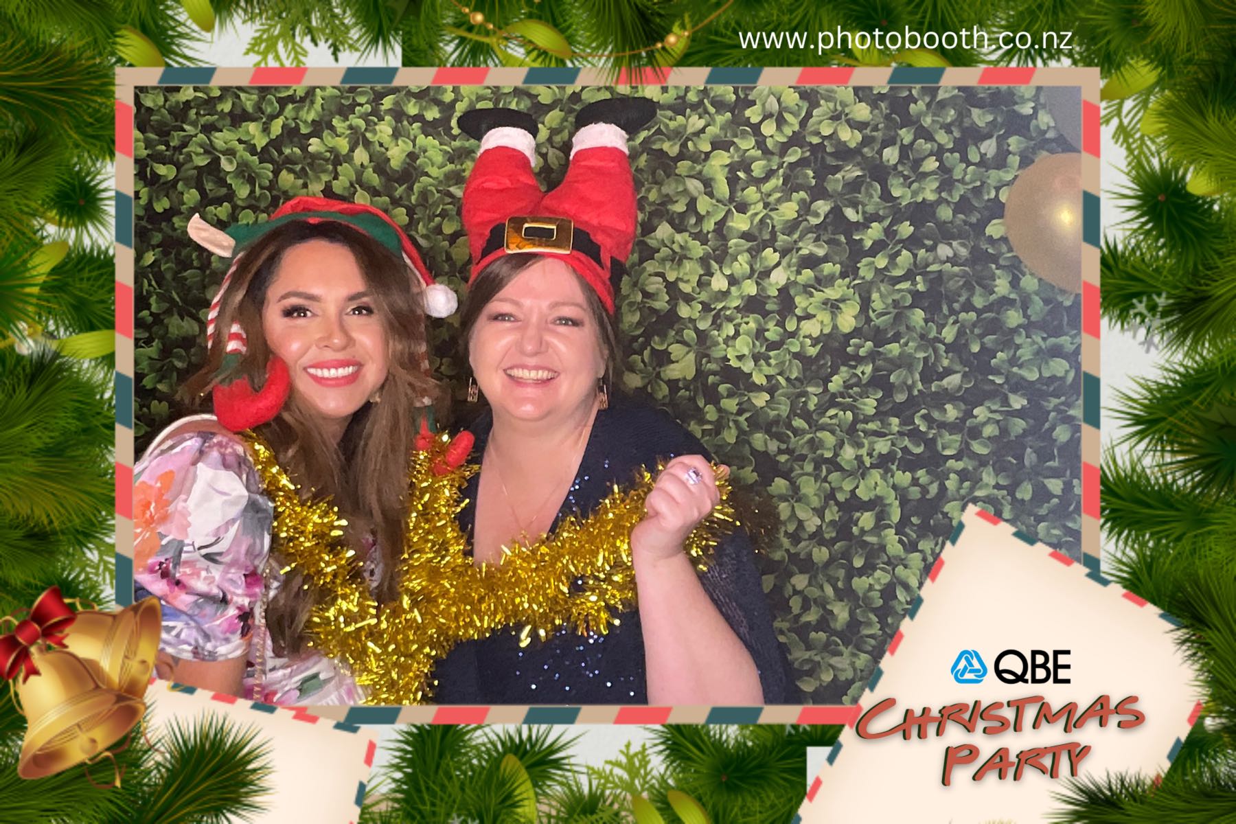 QBE Staff Christmas Party | View more photos from the event at gallery.photobooth.co.nz/u/SelfieCentral/QBE-Staff-Christmas-Party