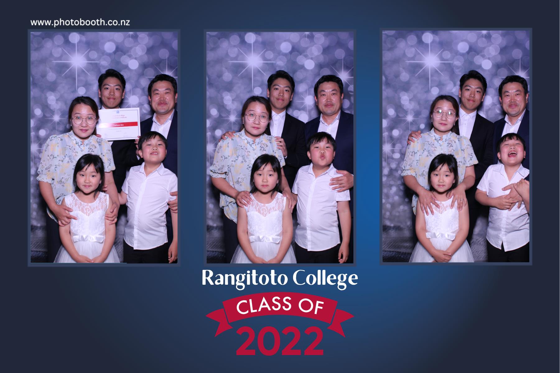 Rangitoto College Graduation | View more photos from the event at gallery.photobooth.co.nz/u/SelfieCentral/Rangitoto-College-Graduation