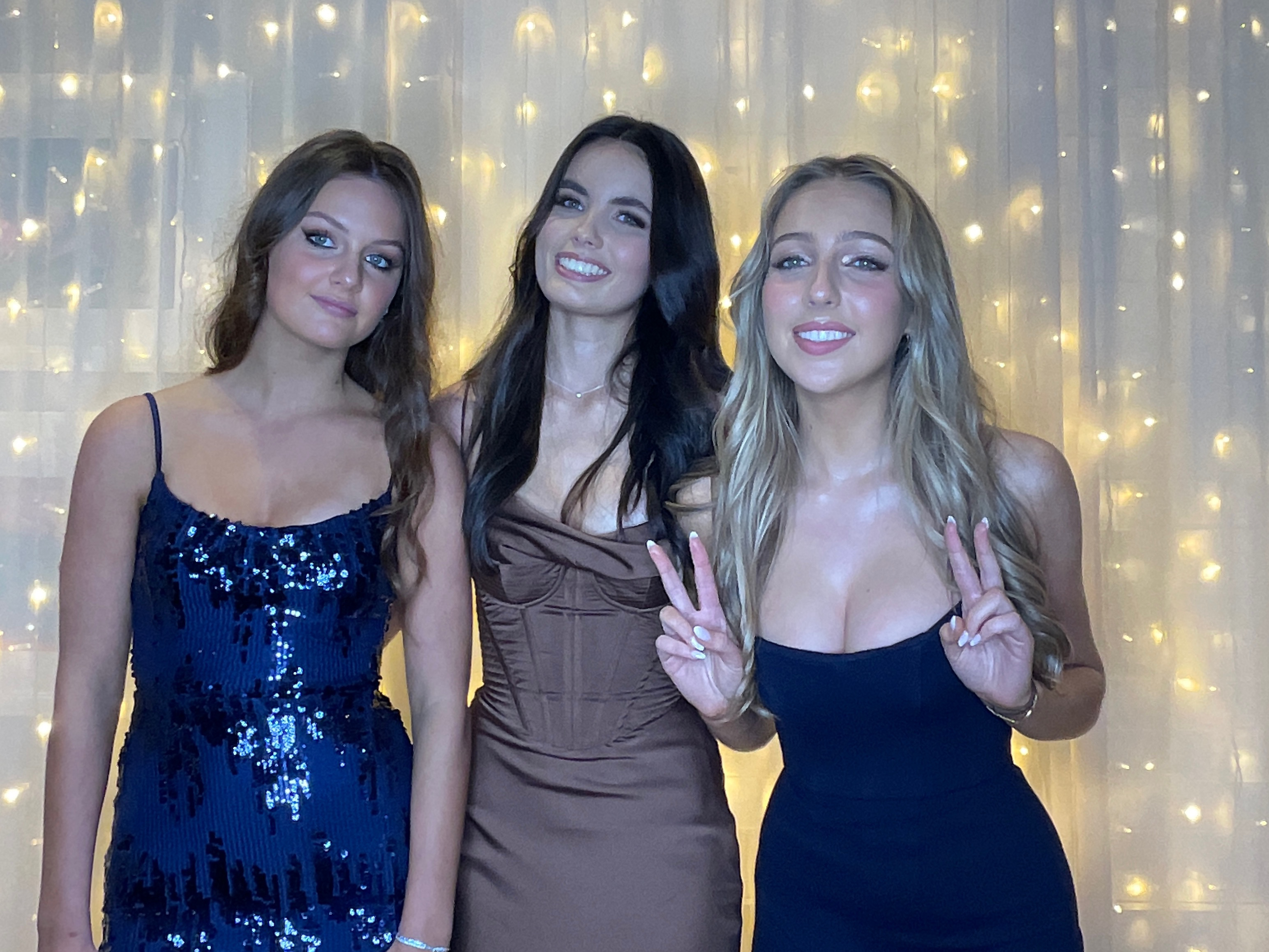 St Cuthberts Pre Ball | View more photos from the event at gallery.photobooth.co.nz/u/SelfieCentral/St-Cuthberts-Pre-Ball