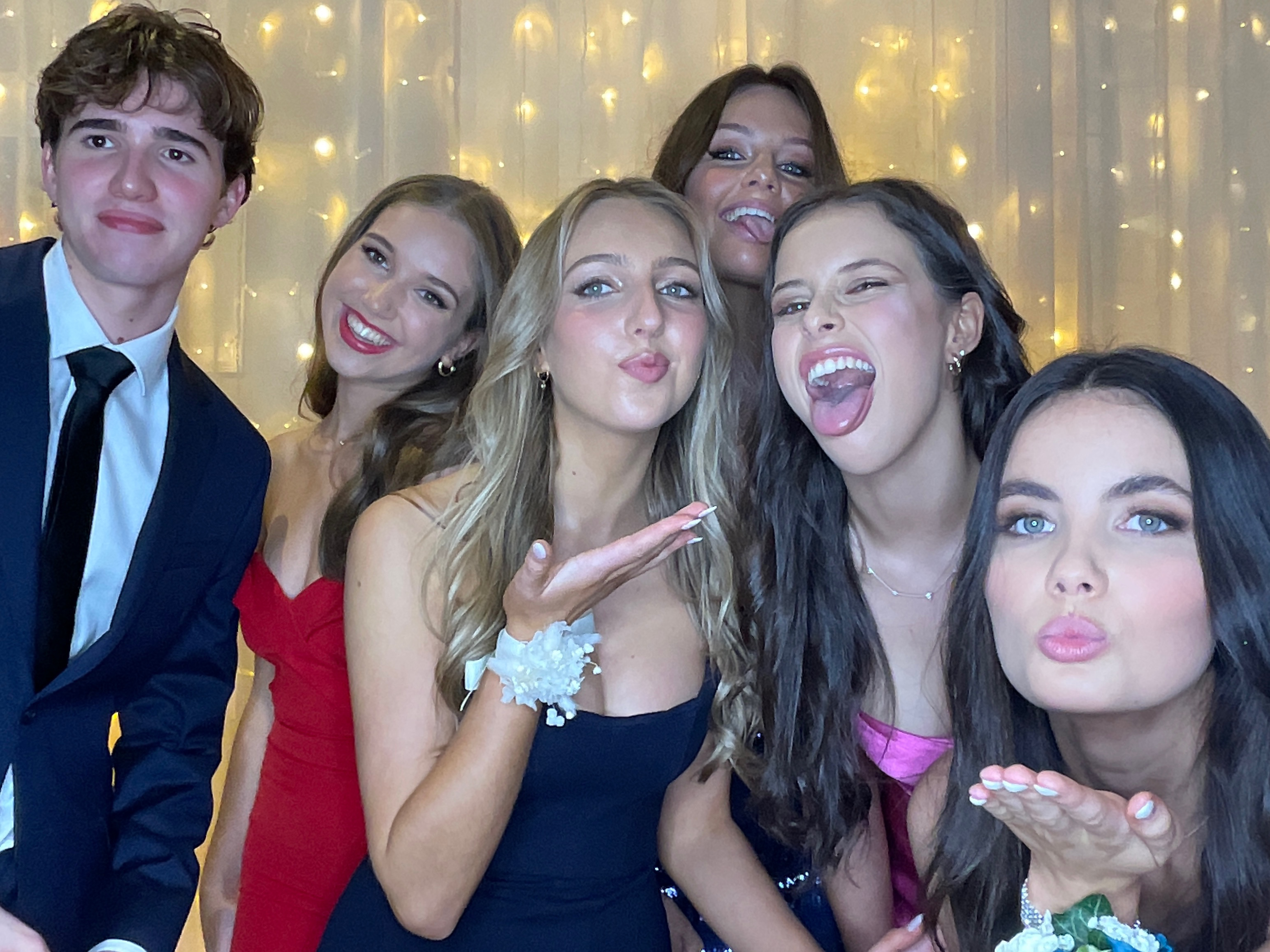 St Cuthberts Pre Ball | View more photos from the event at gallery.photobooth.co.nz/u/SelfieCentral/St-Cuthberts-Pre-Ball