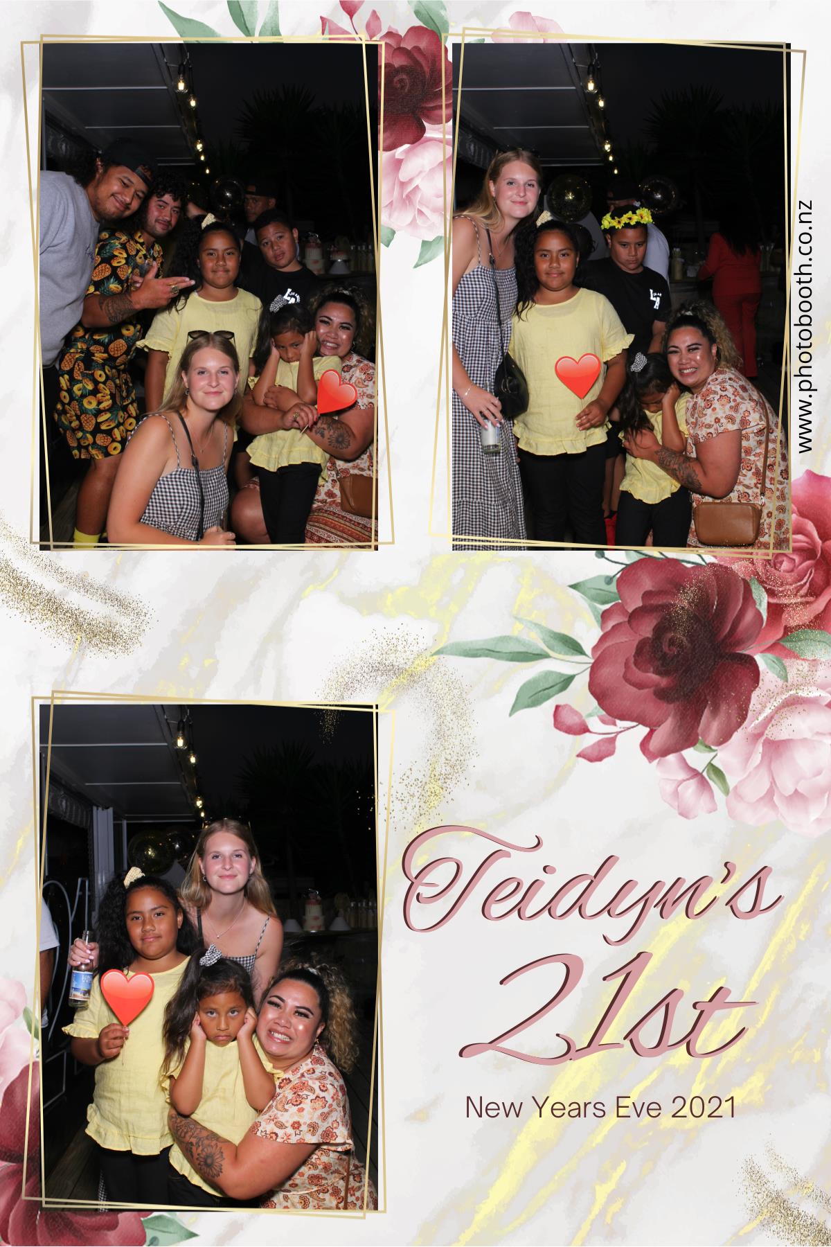 Teidyn's 21st | View more photos from the event at gallery.photobooth.co.nz/u/SelfieCentral/Teidyns-21st