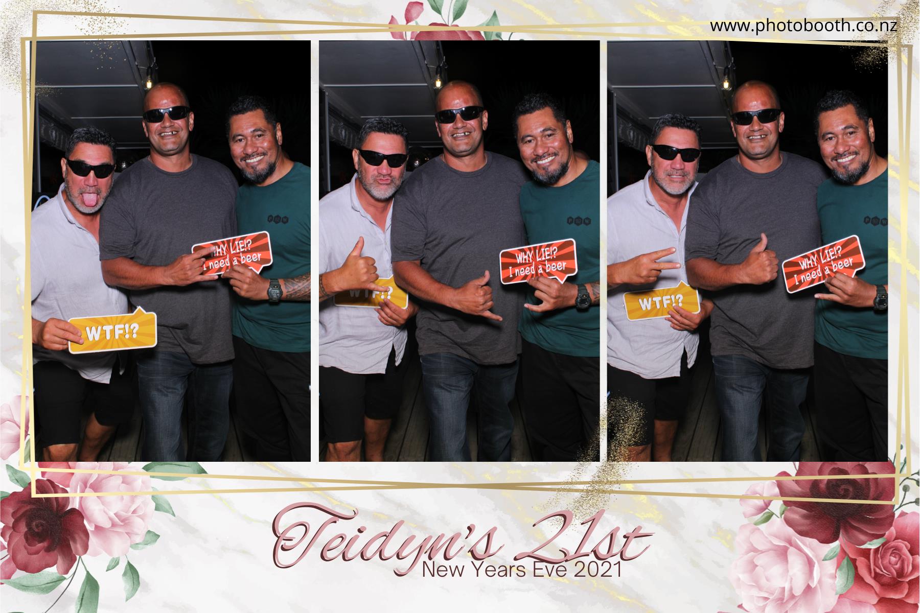 Teidyn's 21st | View more photos from the event at gallery.photobooth.co.nz/u/SelfieCentral/Teidyns-21st