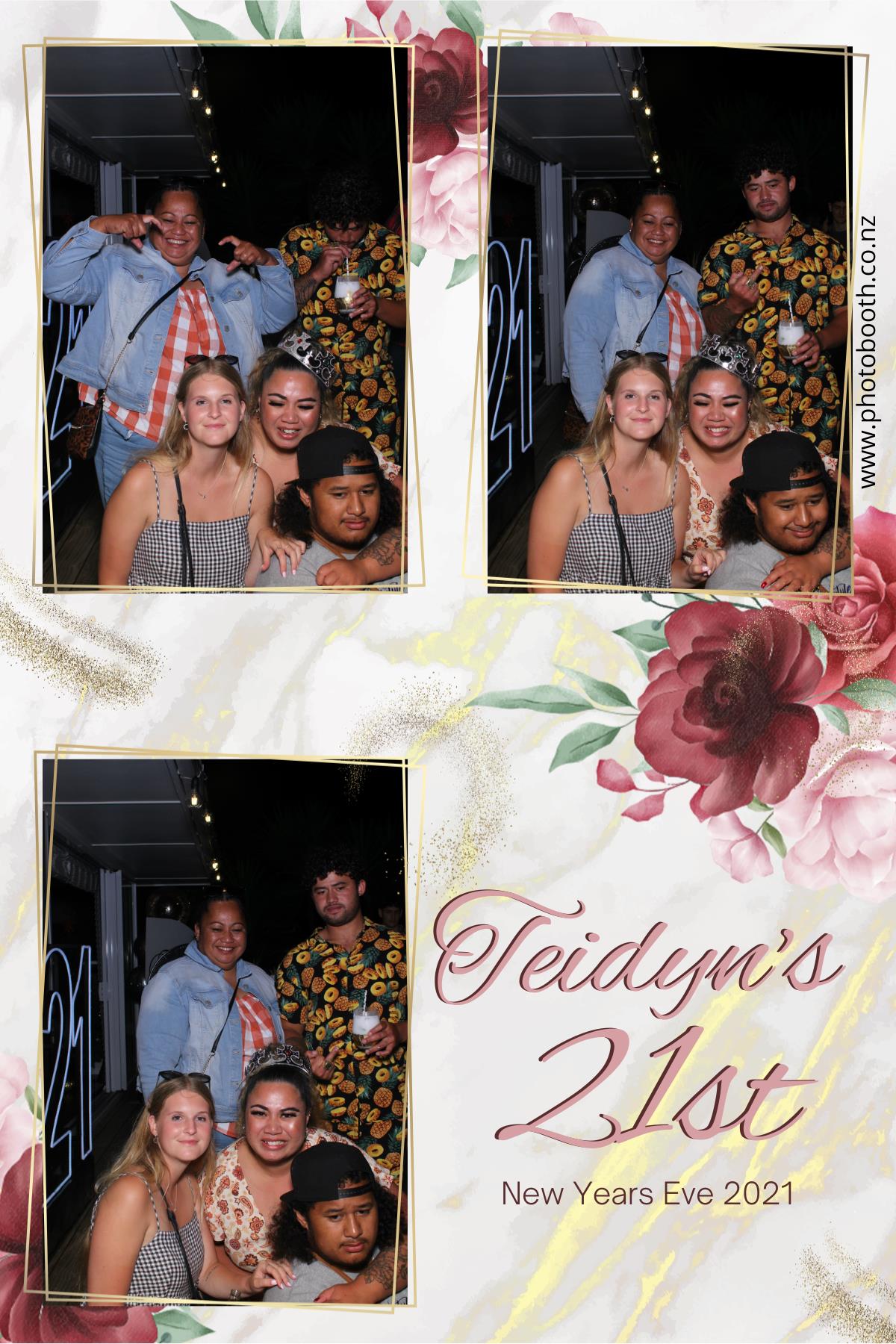 Teidyn's 21st | View more photos from the event at gallery.photobooth.co.nz/u/SelfieCentral/Teidyns-21st