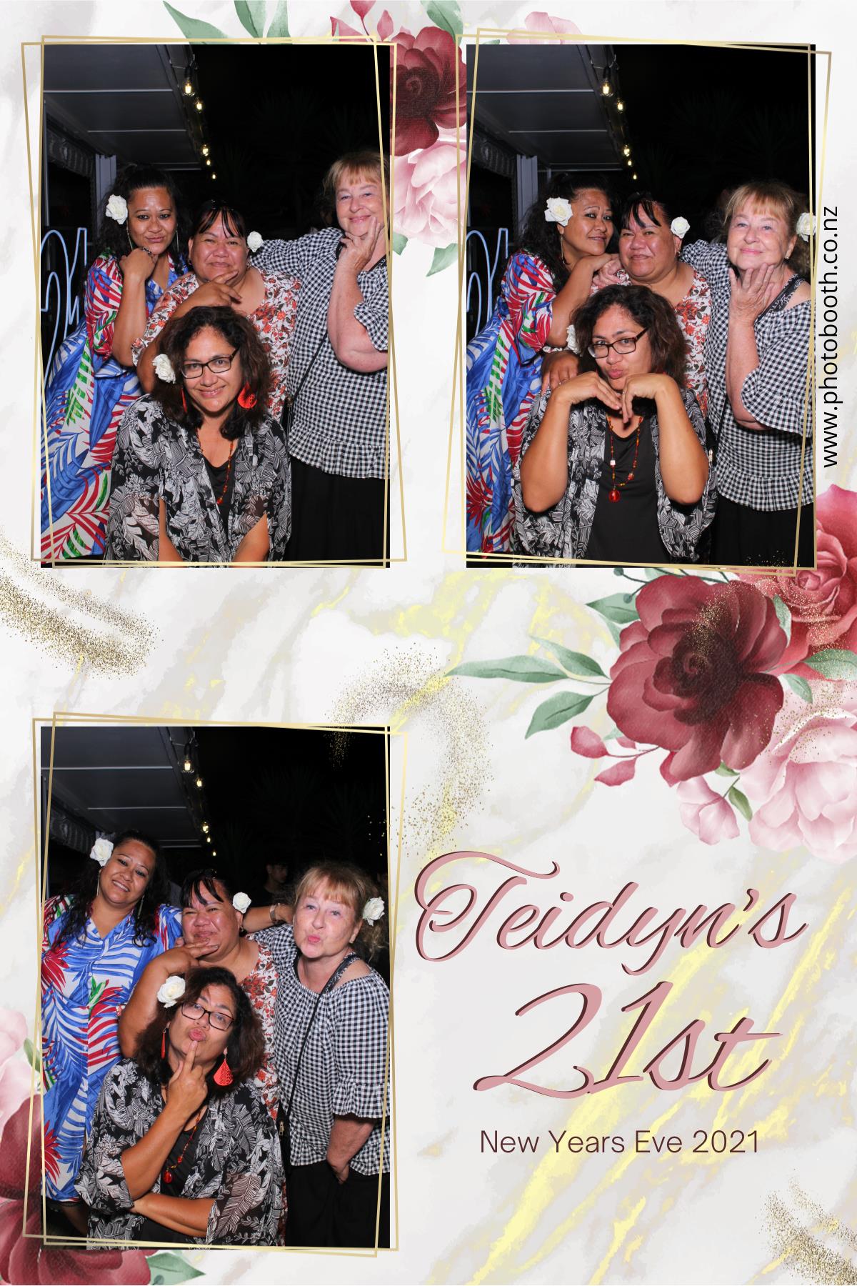 Teidyn's 21st | View more photos from the event at gallery.photobooth.co.nz/u/SelfieCentral/Teidyns-21st