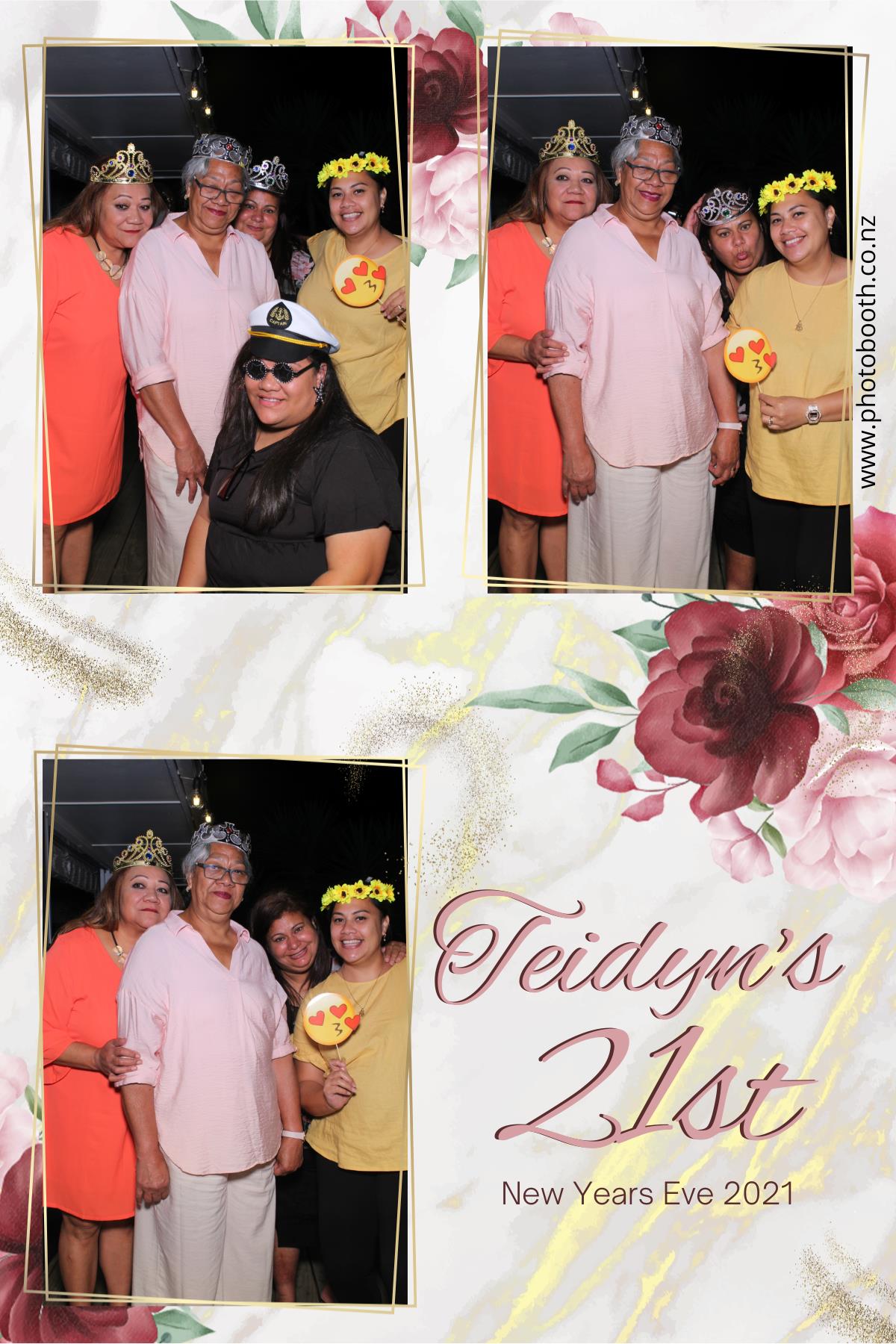 Teidyn's 21st | View more photos from the event at gallery.photobooth.co.nz/u/SelfieCentral/Teidyns-21st