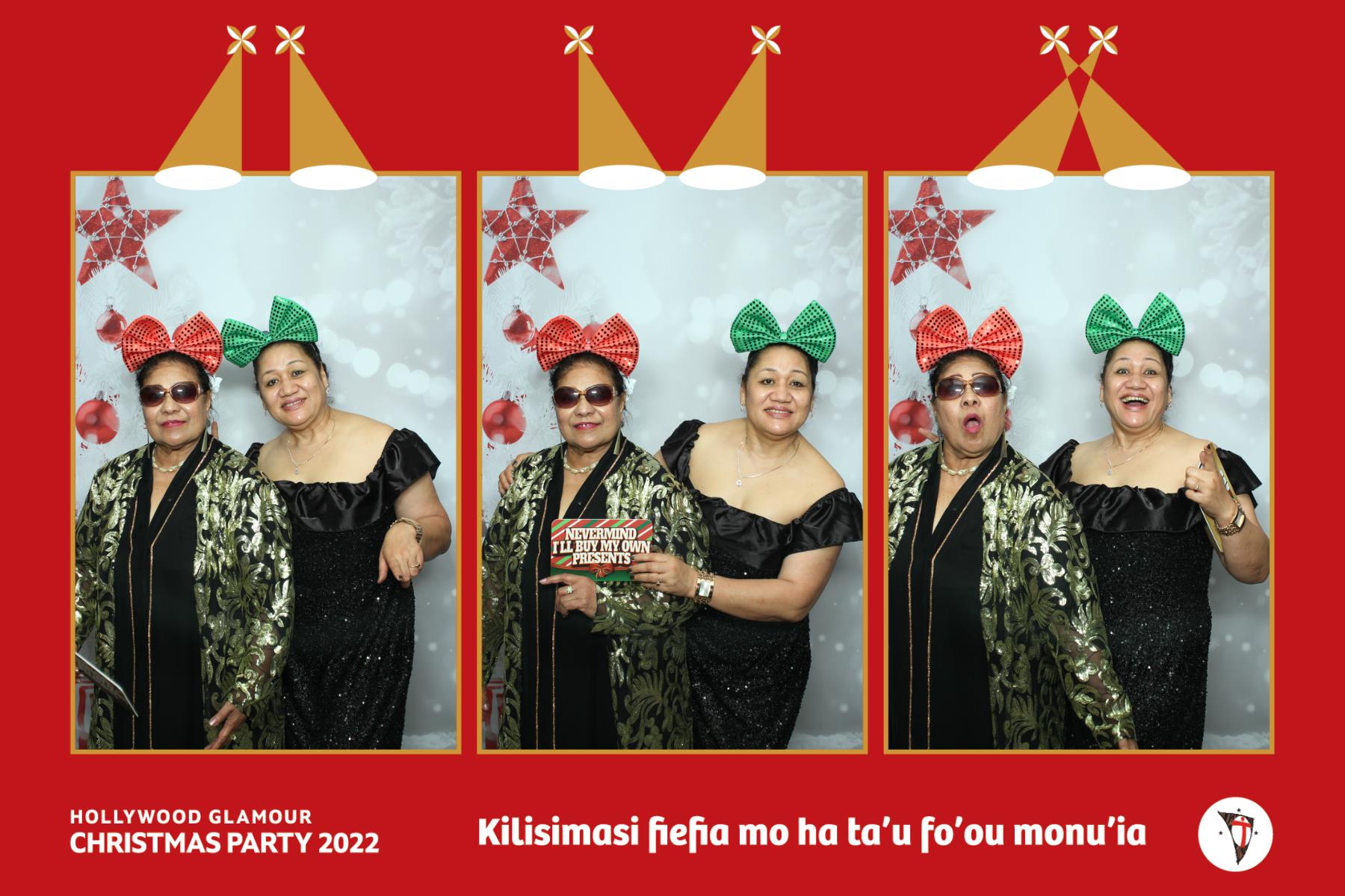 Tongan Health Society Christmas Party | View more photos from the event at gallery.photobooth.co.nz/u/SelfieCentral/Tongan-Health-Society-Christmas-Party