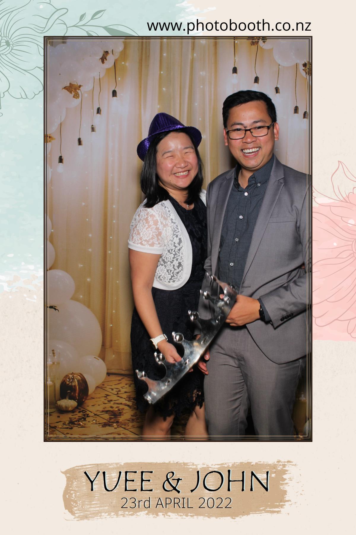 Yuee & John's Wedding | View more photos from the event at gallery.photobooth.co.nz/u/SelfieCentral/Yuee-Johns-Wedding