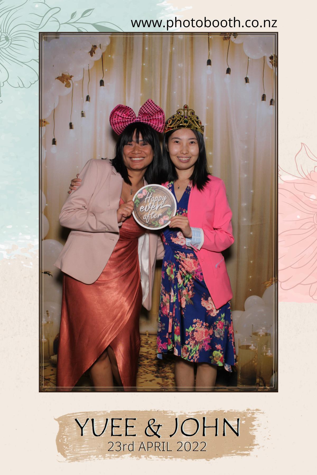 Yuee & John's Wedding | View more photos from the event at gallery.photobooth.co.nz/u/SelfieCentral/Yuee-Johns-Wedding
