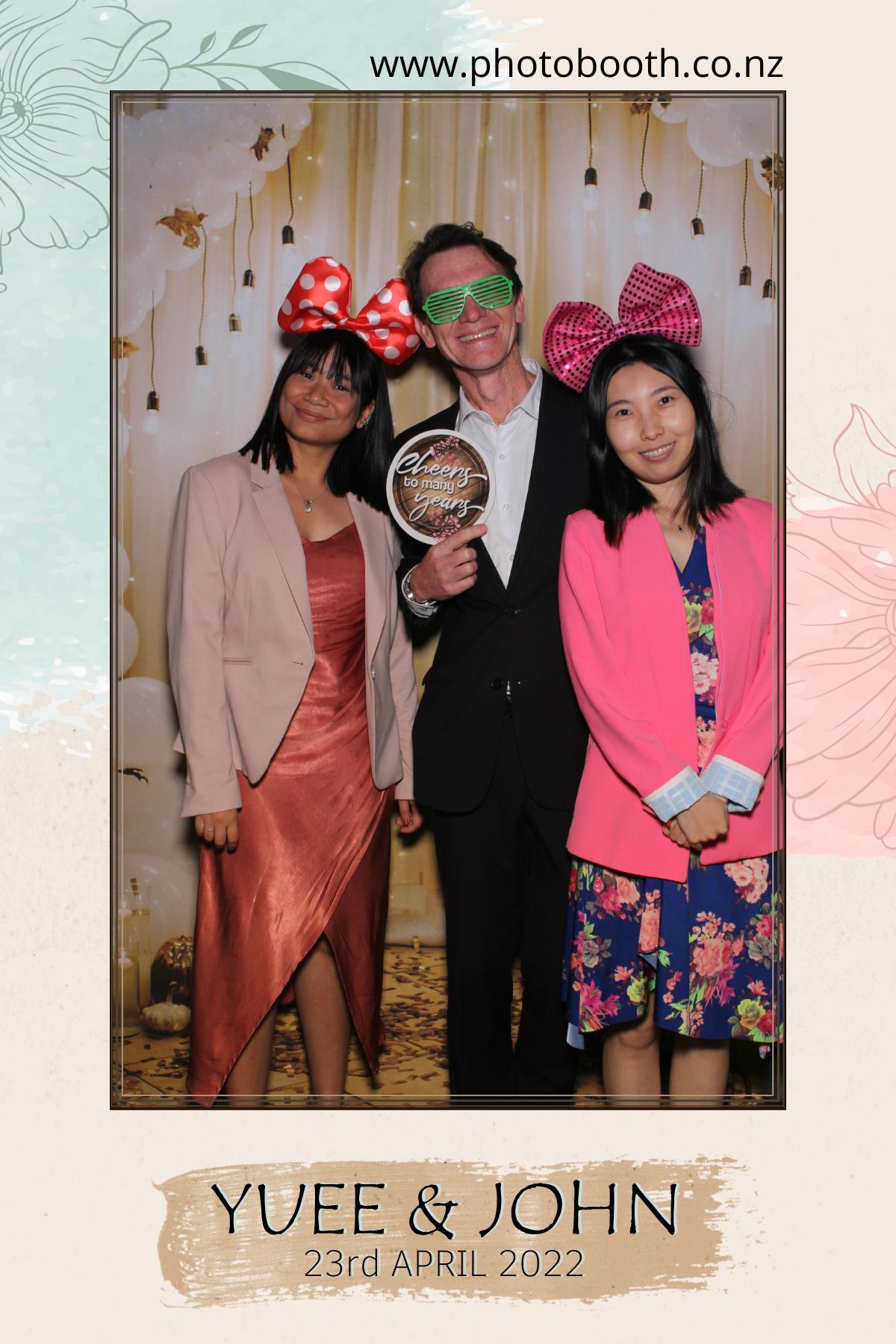 Yuee & John's Wedding | View more photos from the event at gallery.photobooth.co.nz/u/SelfieCentral/Yuee-Johns-Wedding