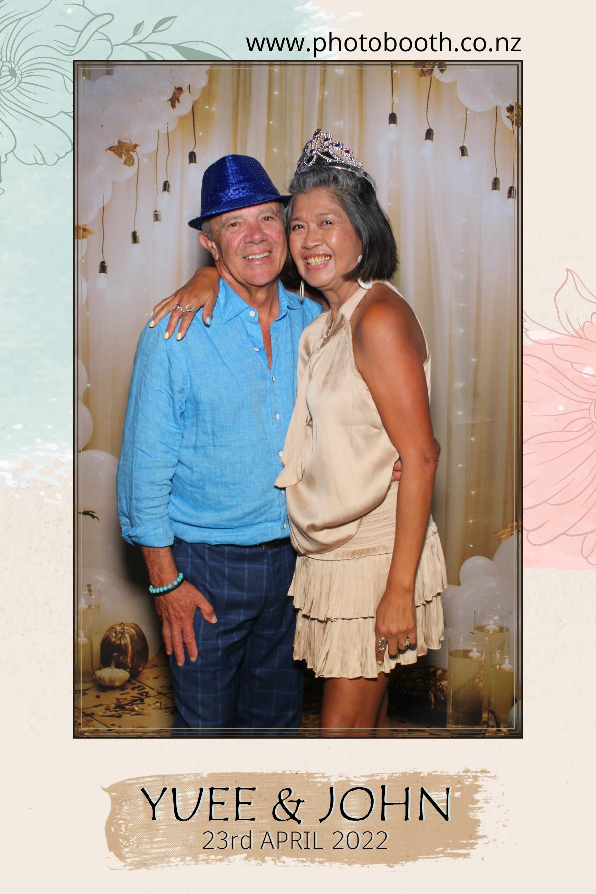 Yuee & John's Wedding | View more photos from the event at gallery.photobooth.co.nz/u/SelfieCentral/Yuee-Johns-Wedding