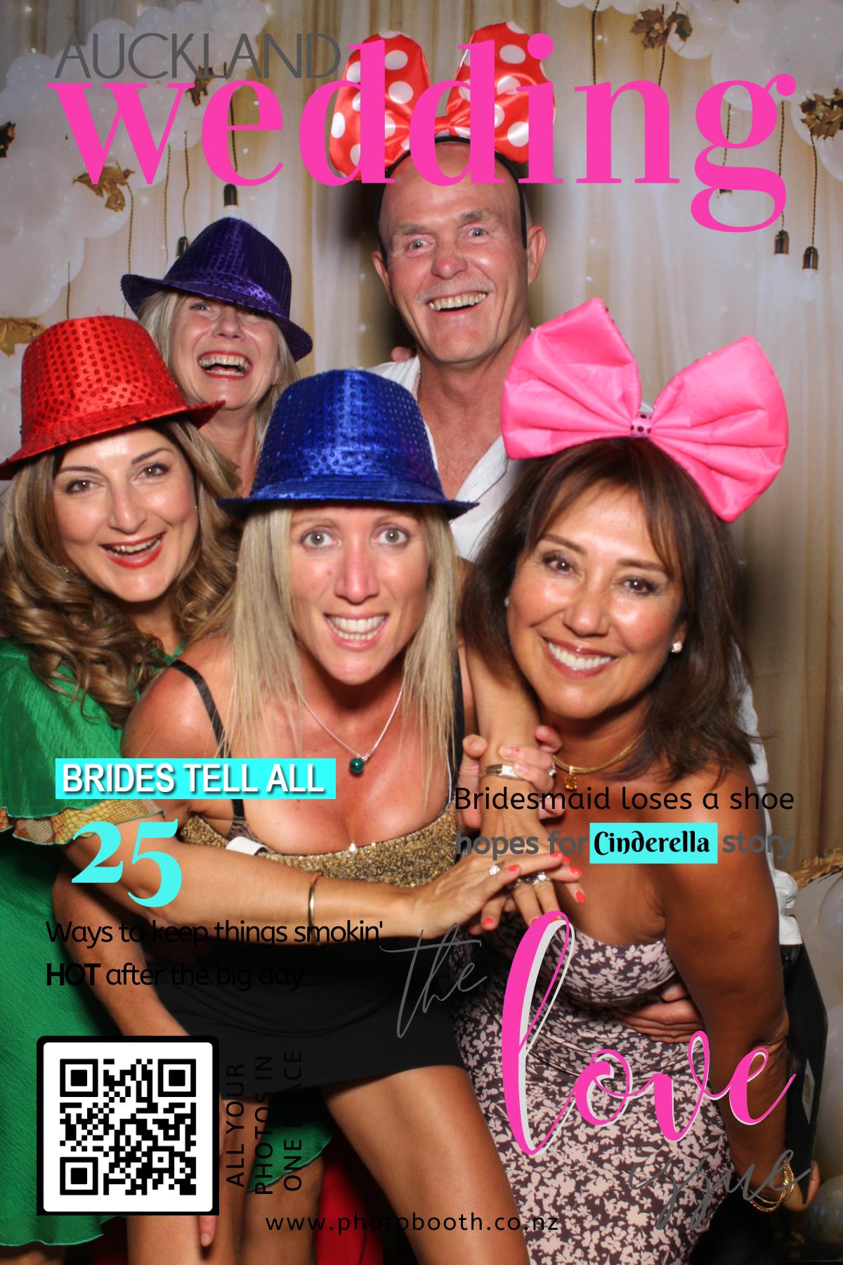 Yuee & John's Wedding | View more photos from the event at gallery.photobooth.co.nz/u/SelfieCentral/Yuee-Johns-Wedding