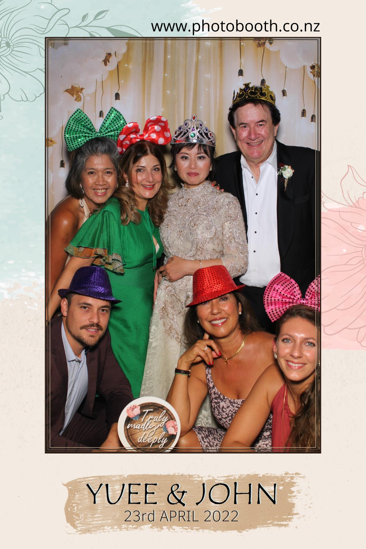 Yuee & John's Wedding | View more photos from the event at gallery.photobooth.co.nz/u/SelfieCentral/Yuee-Johns-Wedding