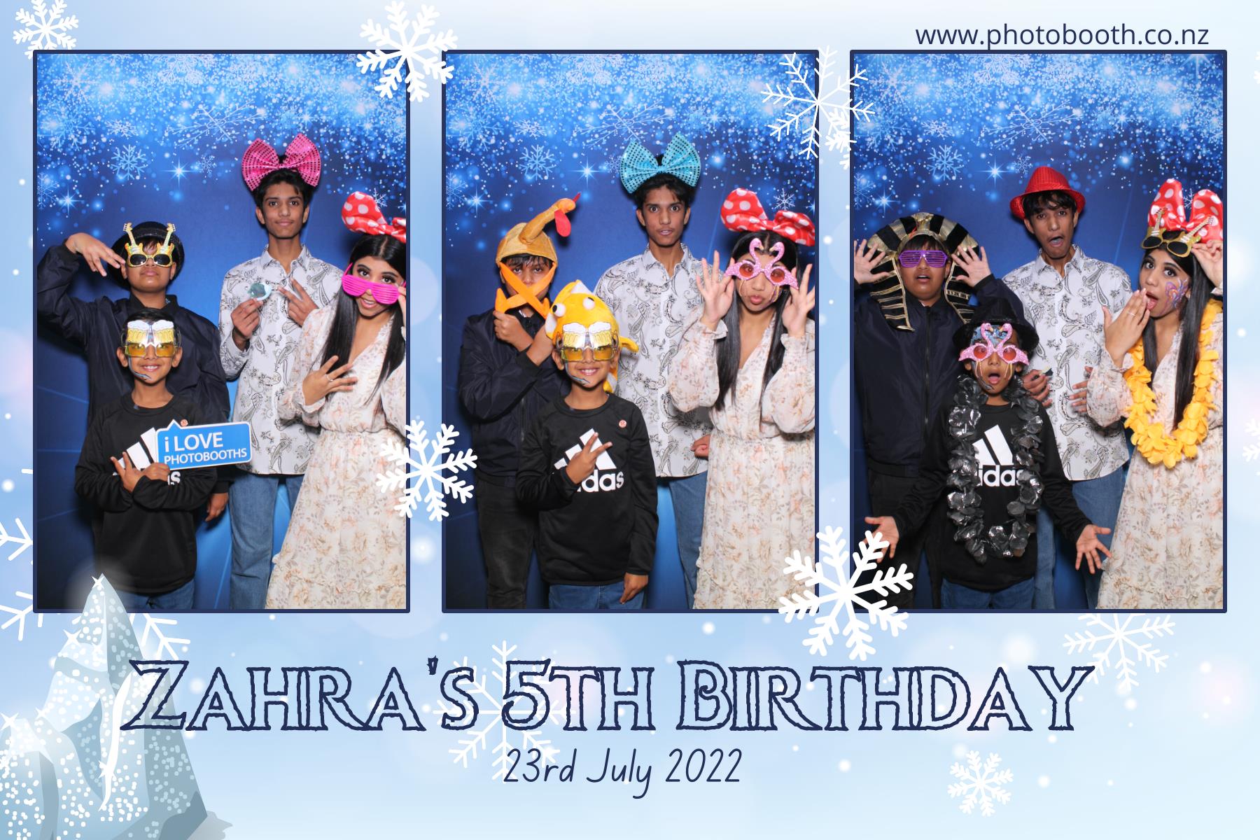 Zahra's 5th Frozen Birthday Party | View more photos from the event at gallery.photobooth.co.nz/u/SelfieCentral/Zahras-5th-Frozen-Birthday-Party