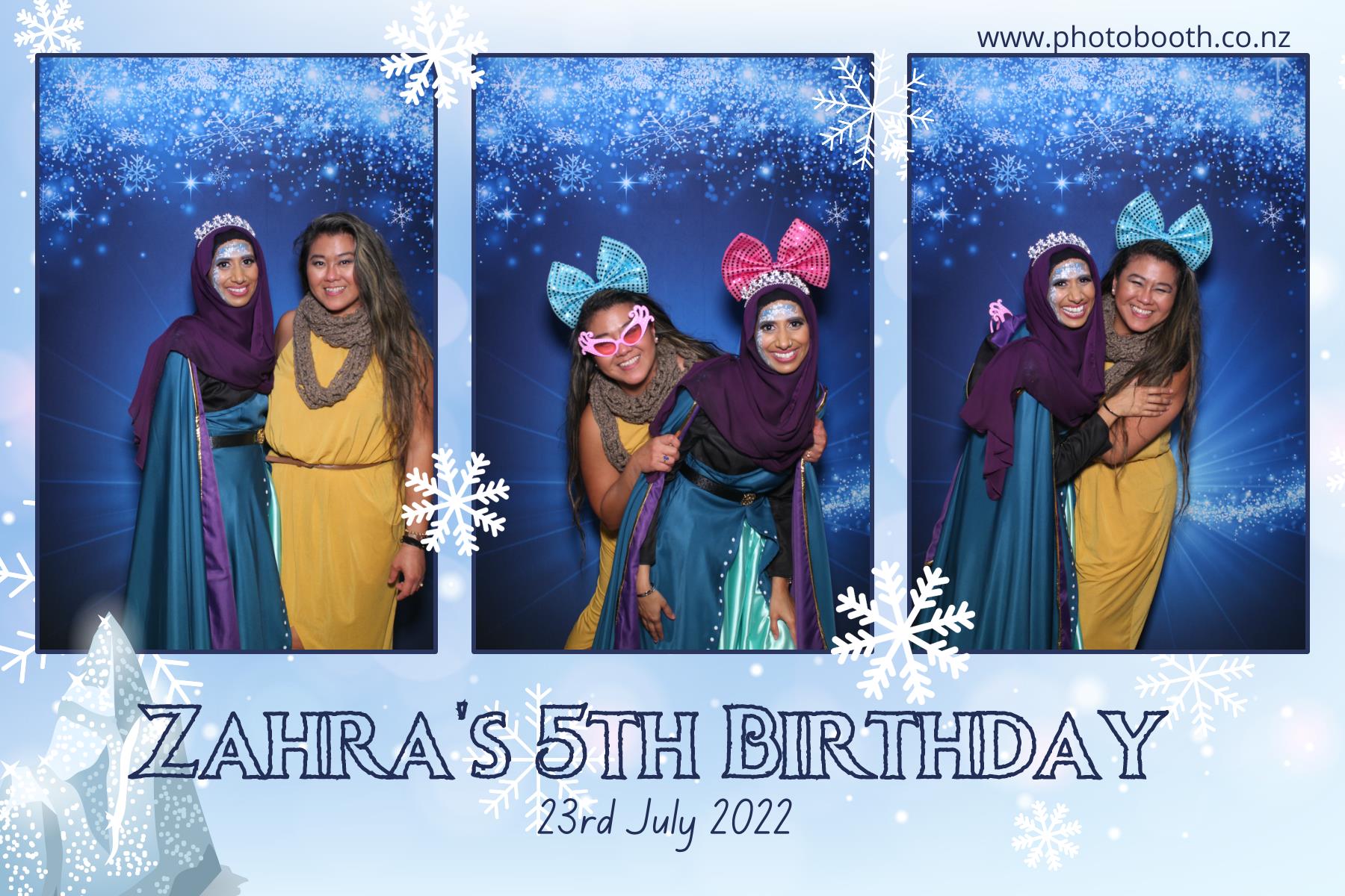 Zahra's 5th Frozen Birthday Party | View more photos from the event at gallery.photobooth.co.nz/u/SelfieCentral/Zahras-5th-Frozen-Birthday-Party
