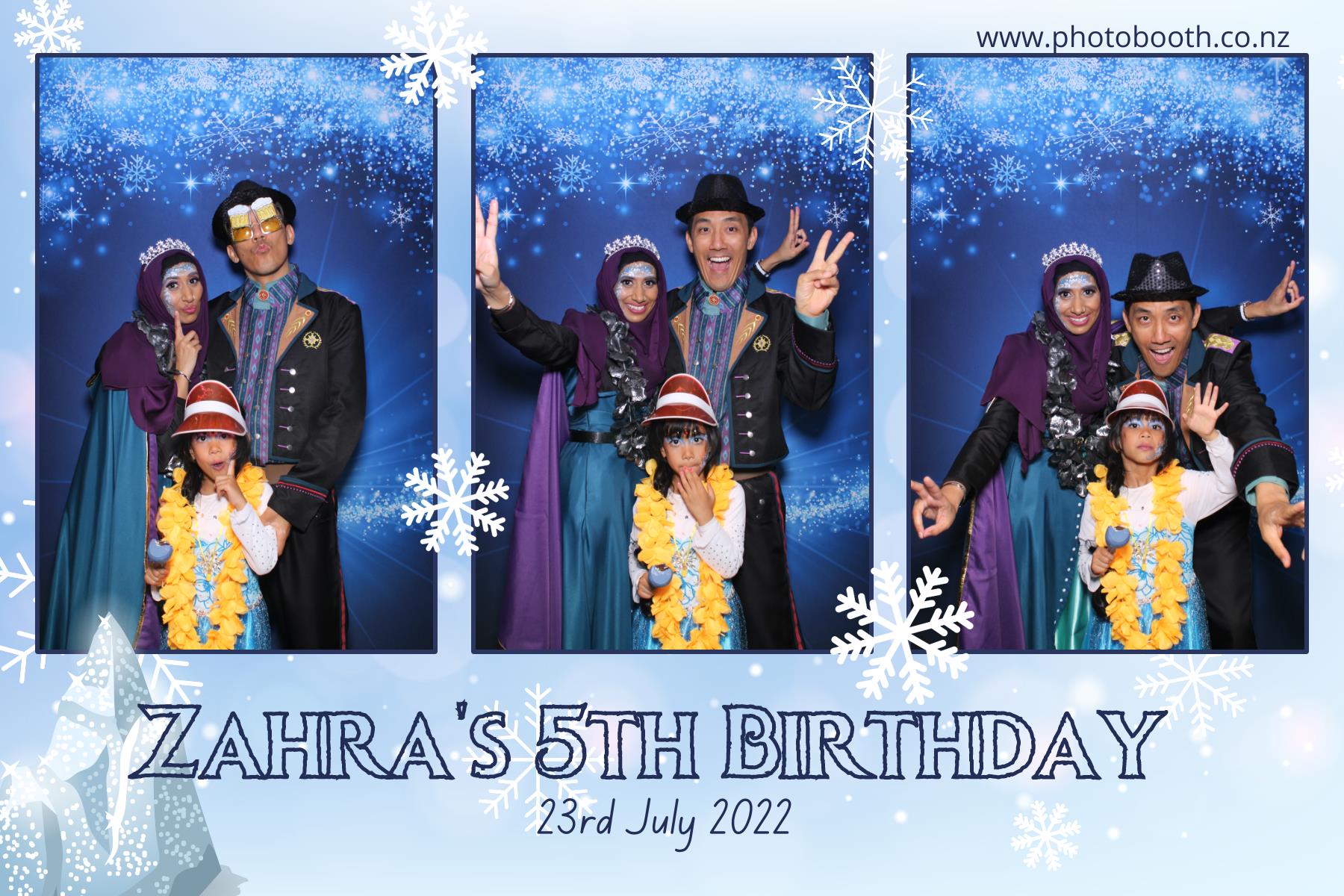 Zahra's 5th Frozen Birthday Party | View more photos from the event at gallery.photobooth.co.nz/u/SelfieCentral/Zahras-5th-Frozen-Birthday-Party