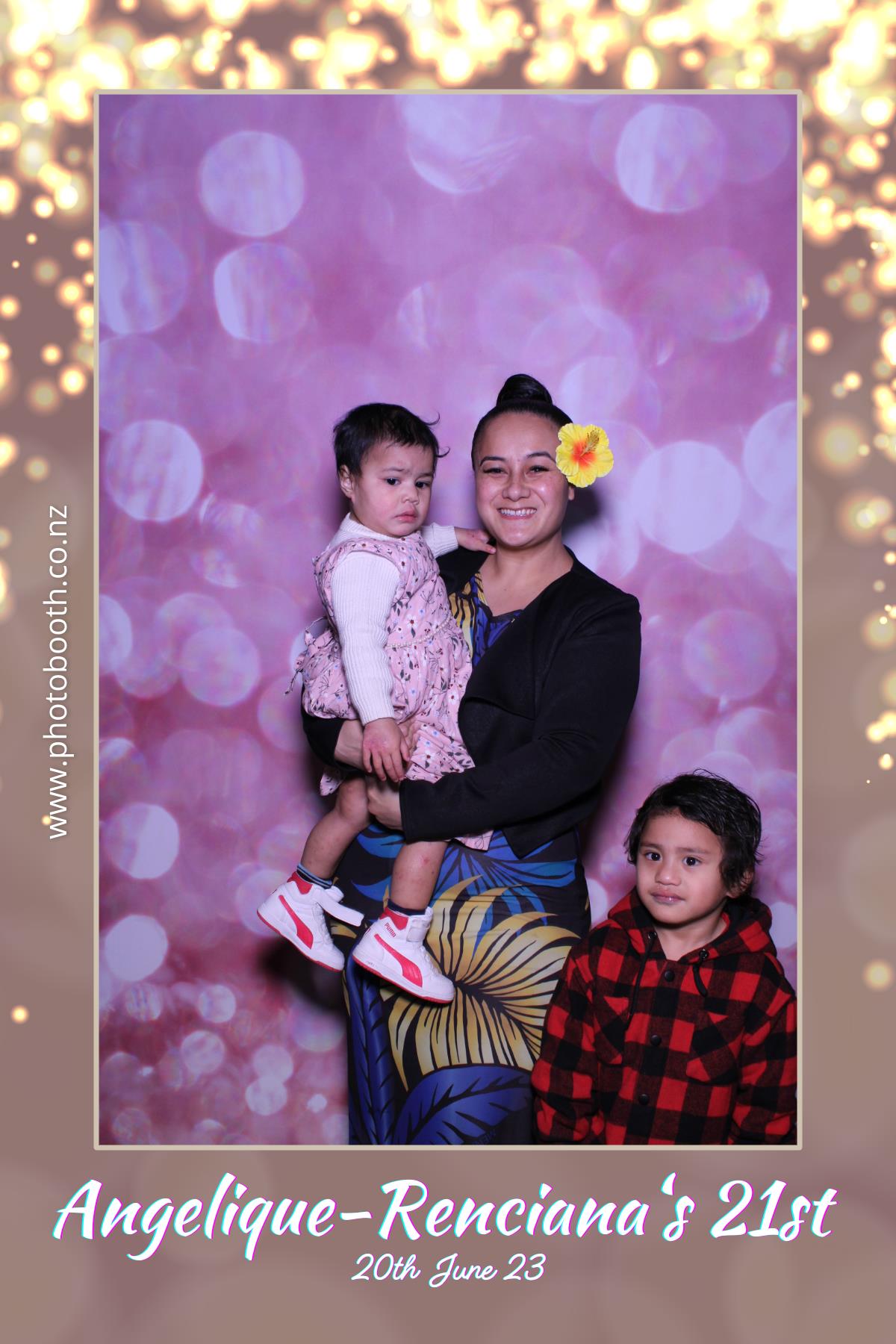 Angelique-Renciana 21st | View more photos from the event at gallery.photobooth.co.nz/u/SelfieCentral/Angelique-Renciana-21st