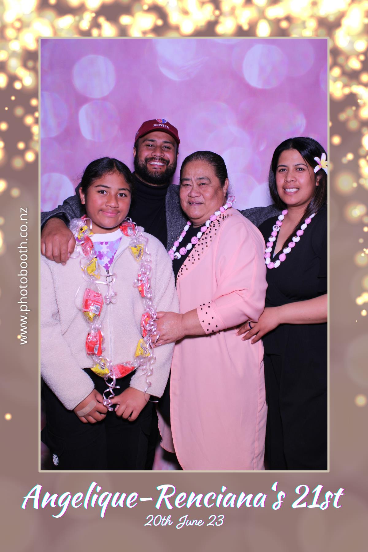 Angelique-Renciana 21st | View more photos from the event at gallery.photobooth.co.nz/u/SelfieCentral/Angelique-Renciana-21st