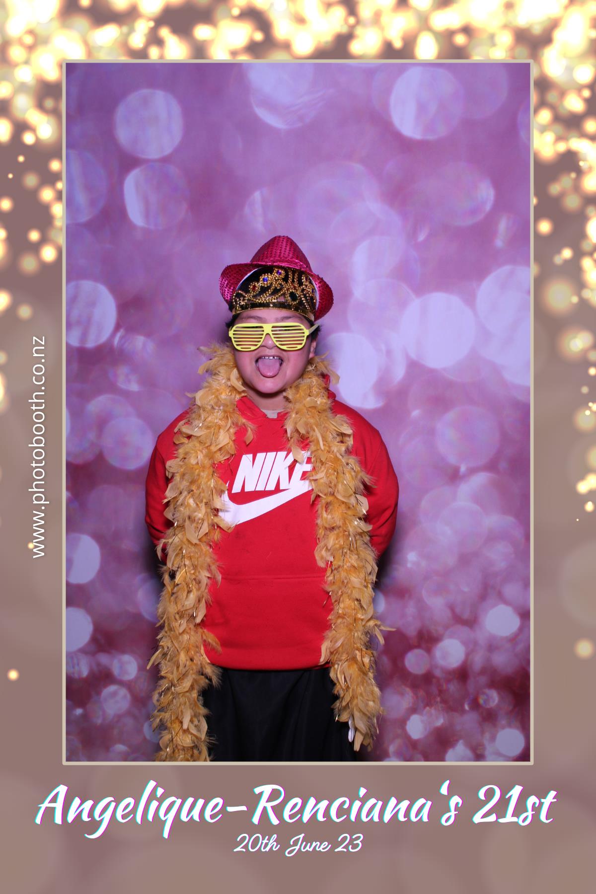 Angelique-Renciana 21st | View more photos from the event at gallery.photobooth.co.nz/u/SelfieCentral/Angelique-Renciana-21st
